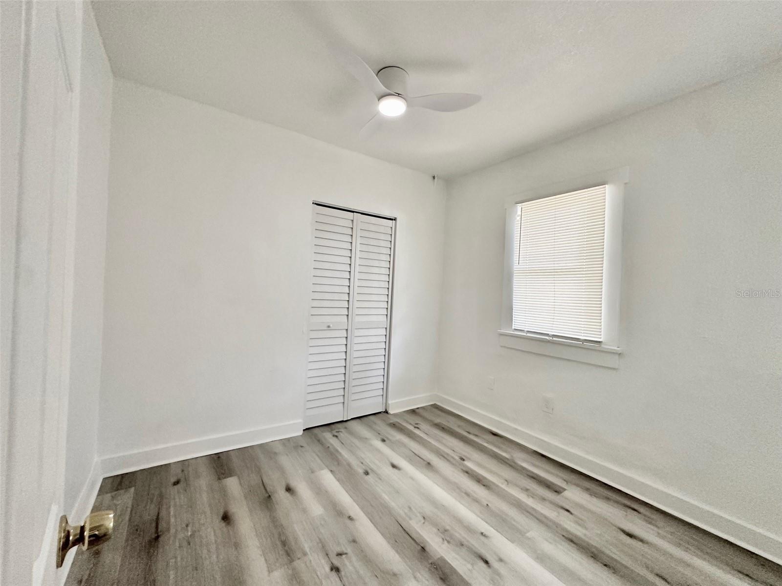 Image 10 of 13 For 4736 20th Street N