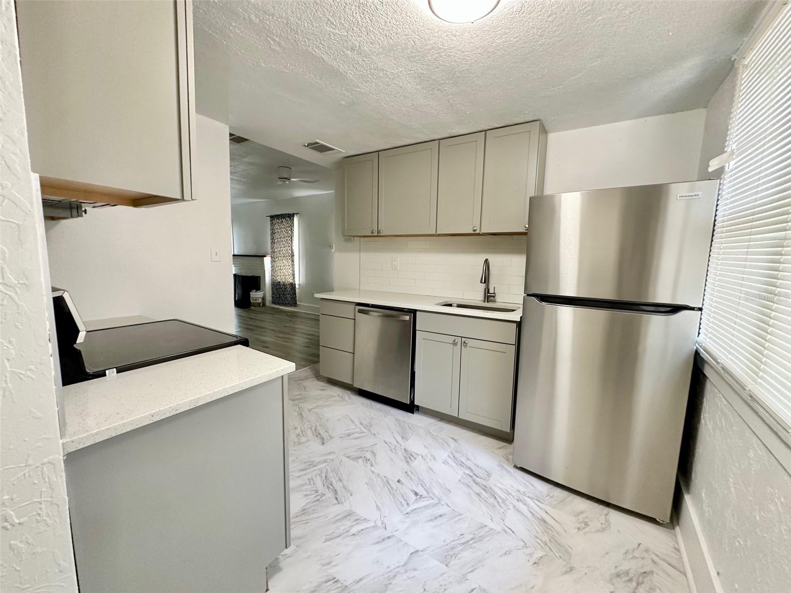 Image 4 of 13 For 4736 20th Street N