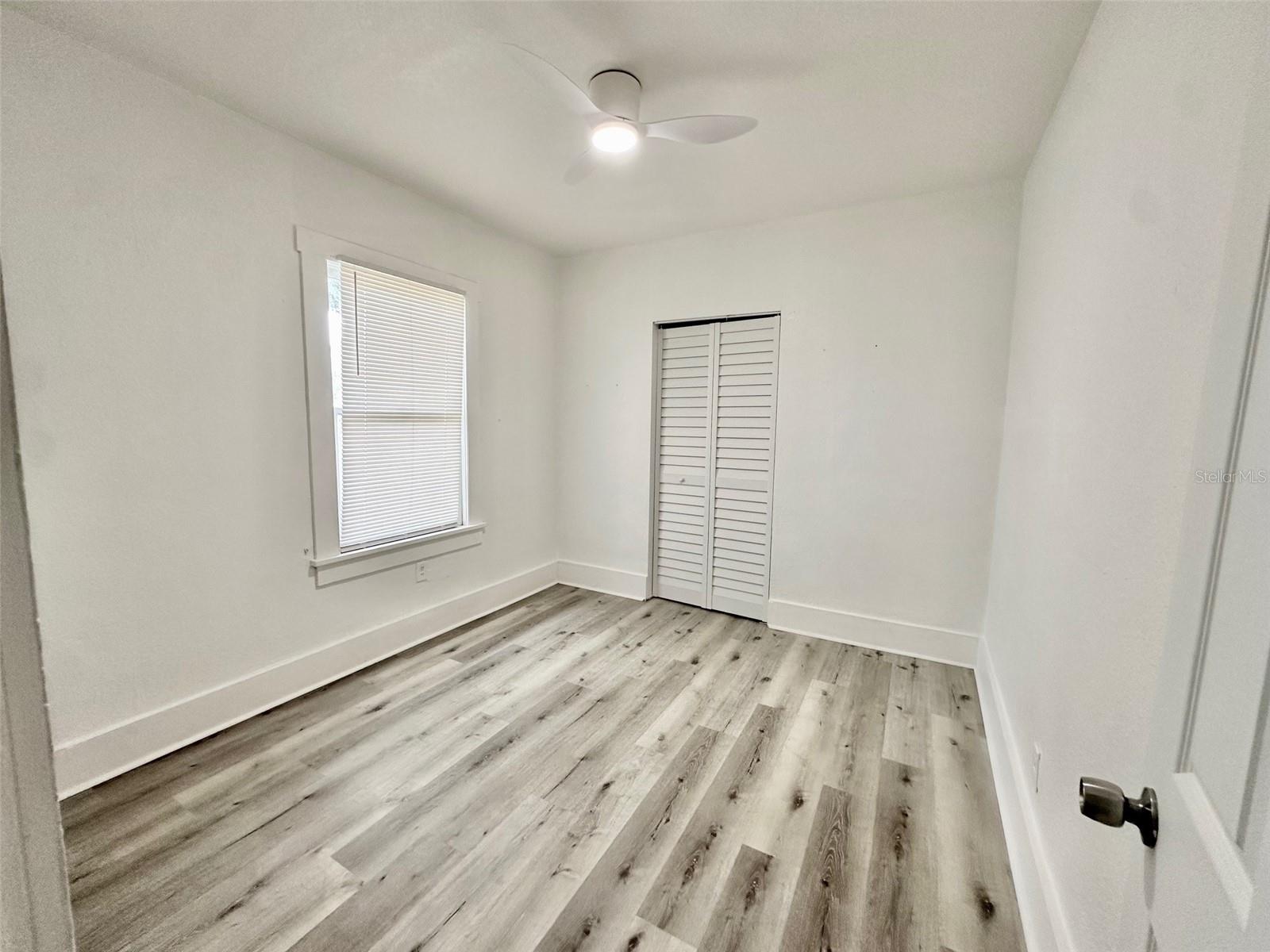 Image 8 of 13 For 4736 20th Street N
