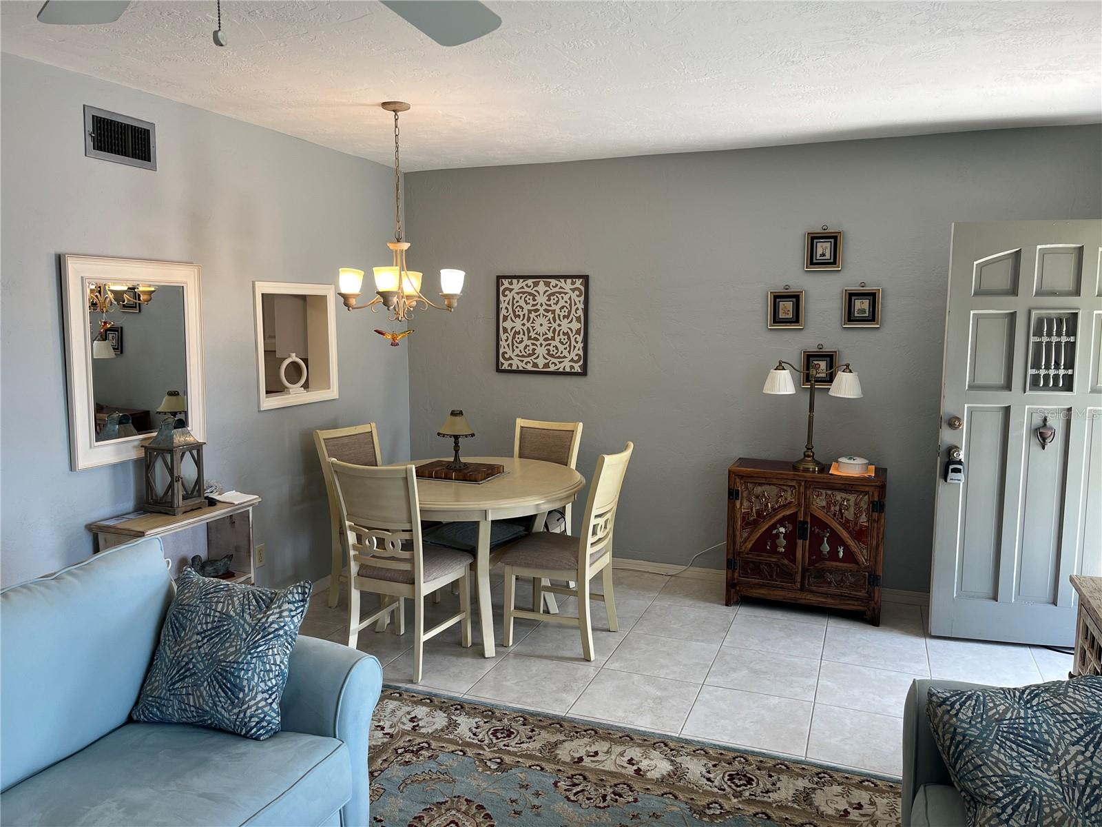Image 5 of 41 For 2462 Brazilia Drive 22