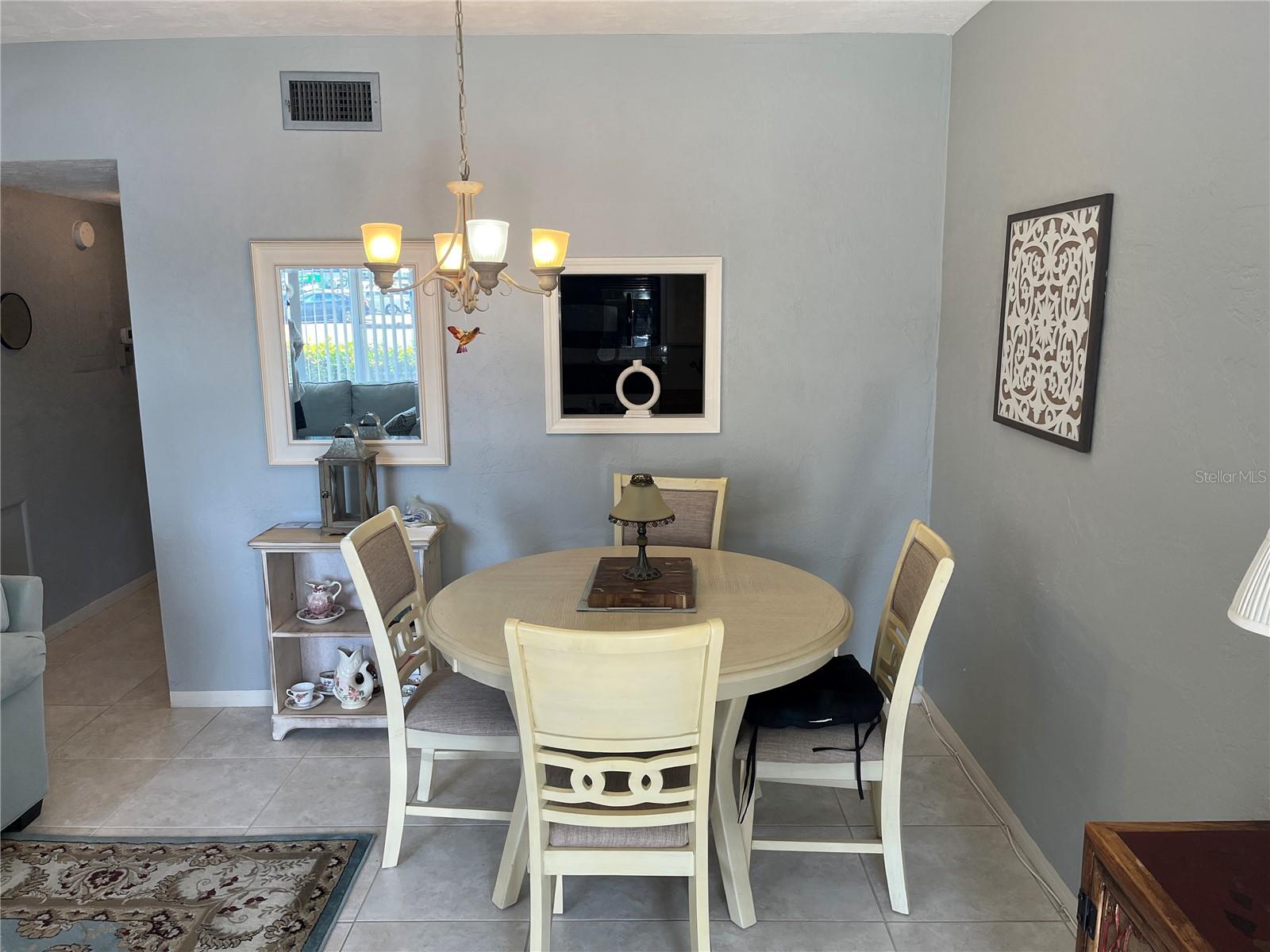 Image 6 of 41 For 2462 Brazilia Drive 22