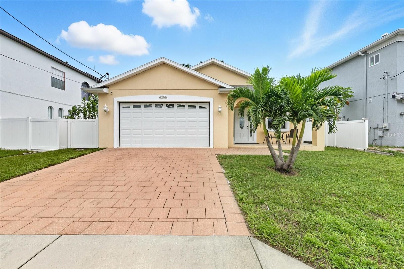 Details for 4208 Howard Avenue, TAMPA, FL 33607