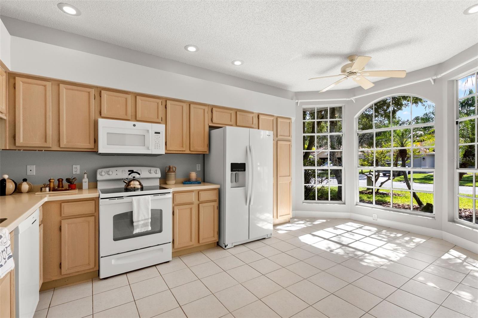 Image 15 of 60 For 604 Kingsmill Court