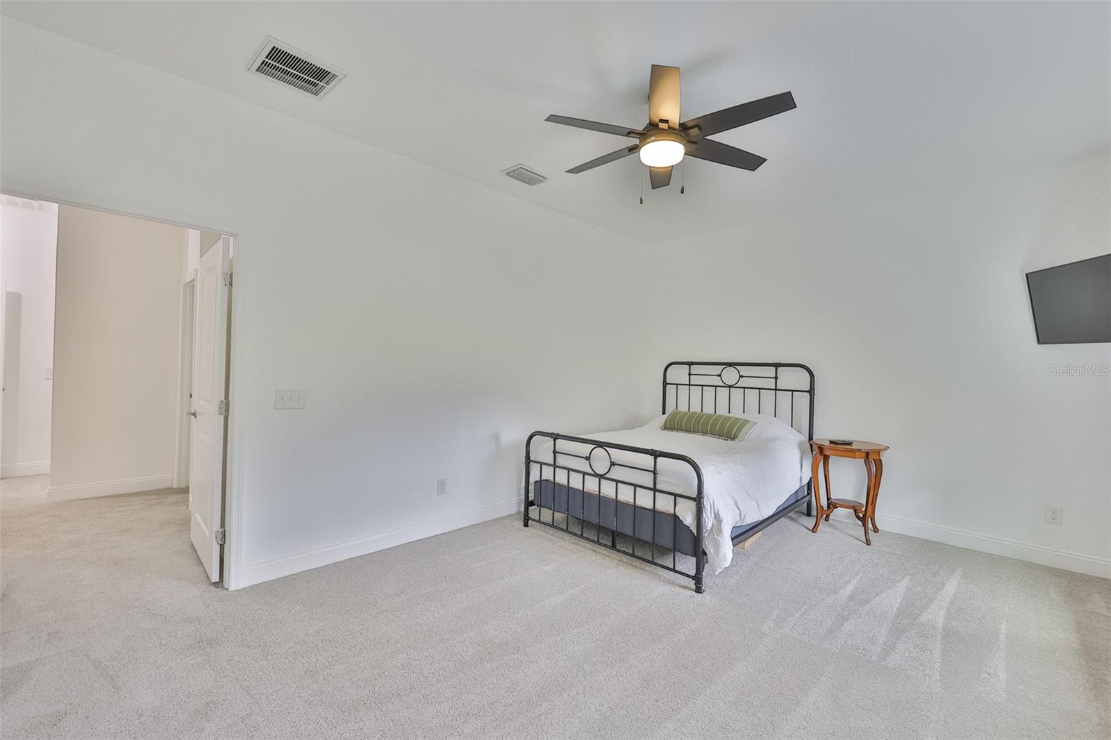 Image 31 of 43 For 8920 Williams Road