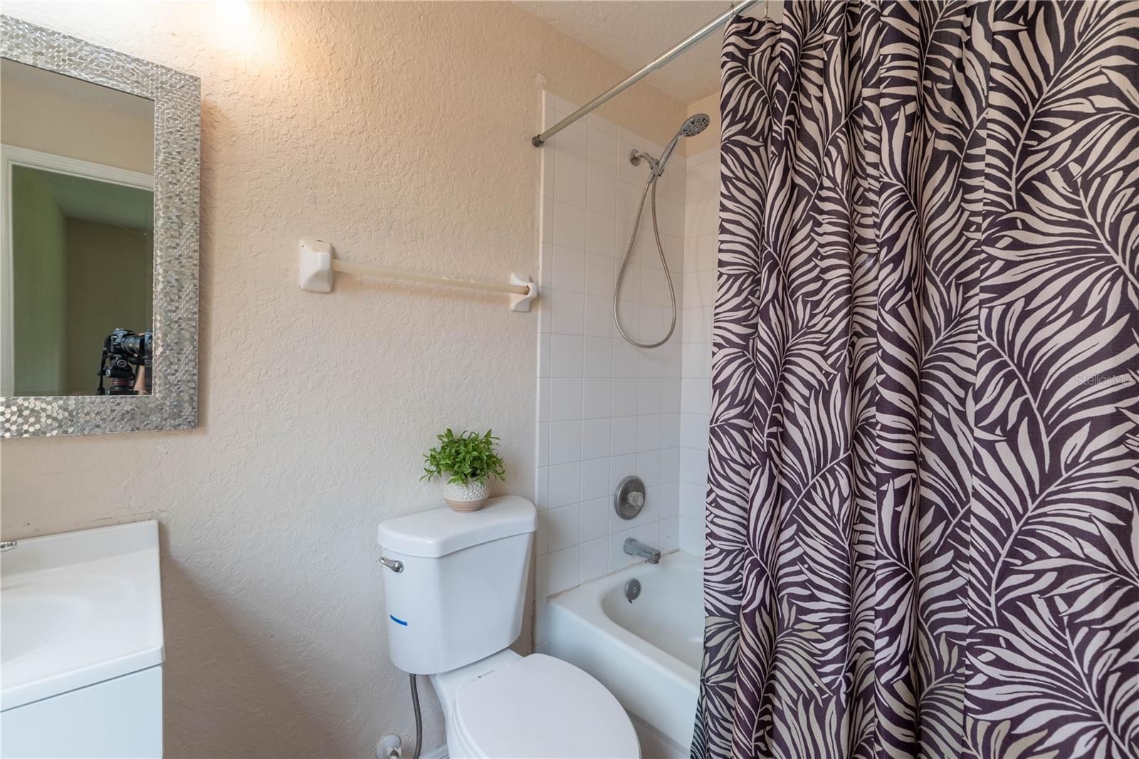 Image 15 of 18 For 4793 Pleasant Avenue