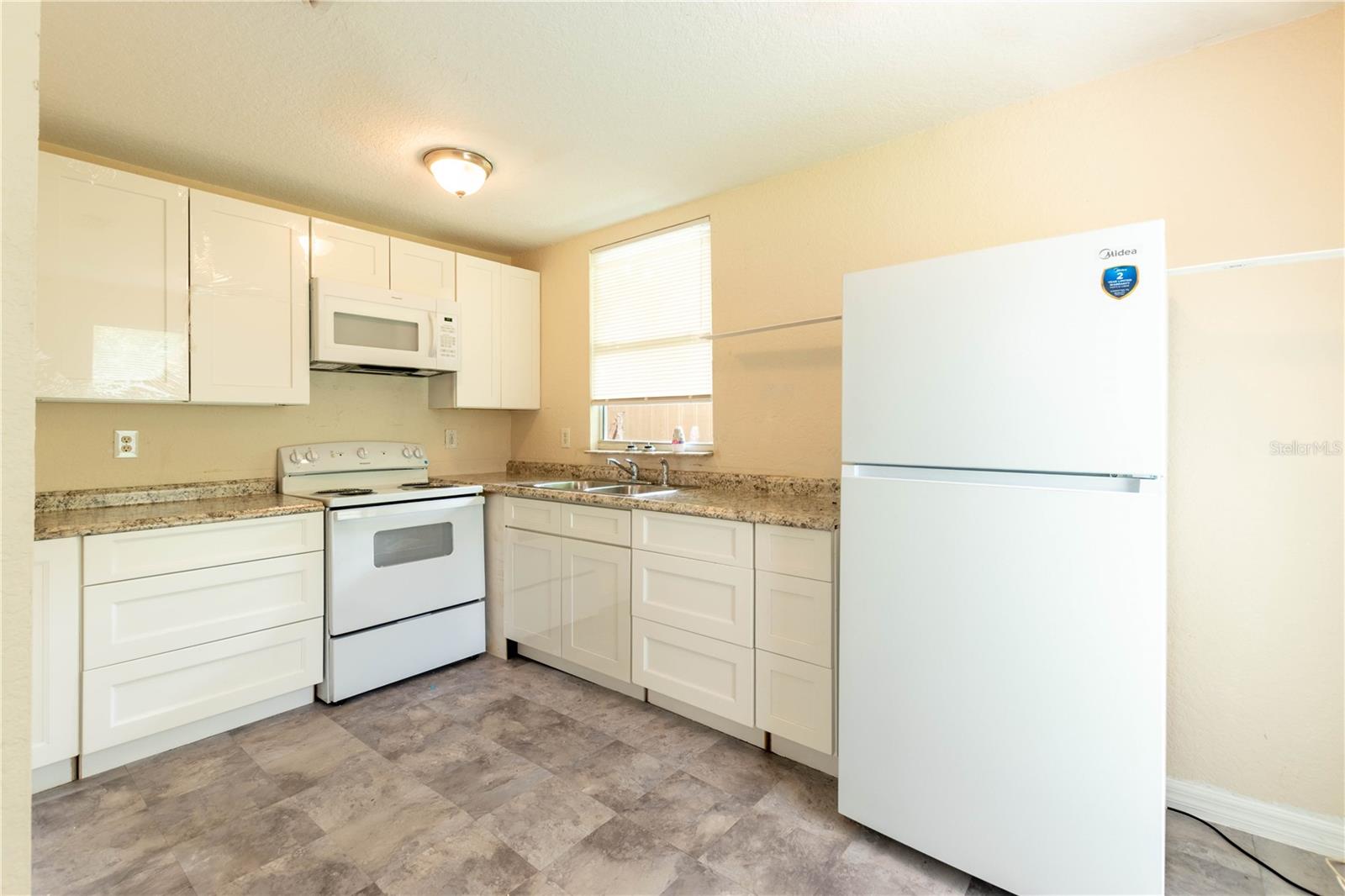 Image 9 of 18 For 4793 Pleasant Avenue