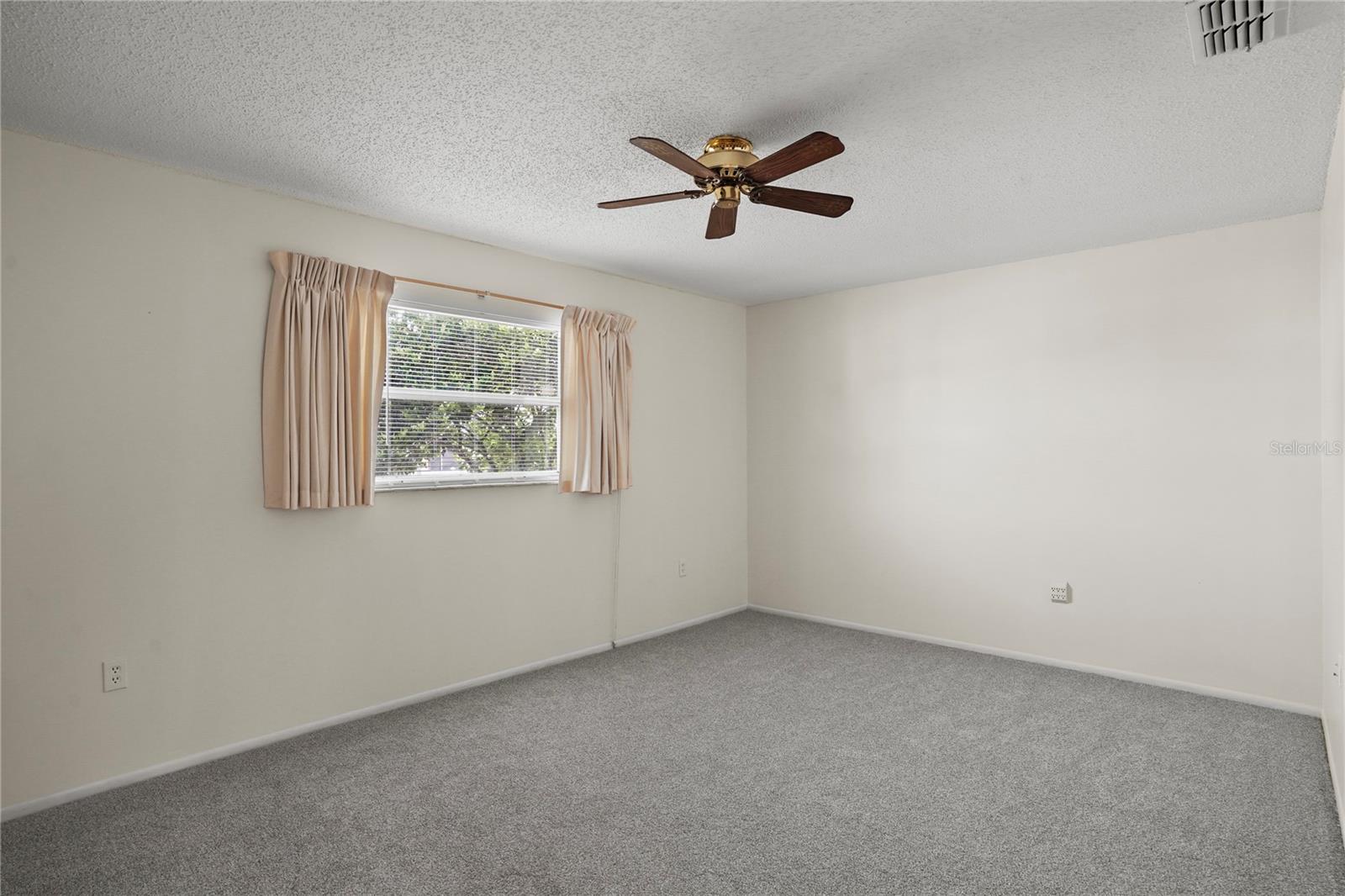 Image 10 of 31 For 8530 Zane Lane