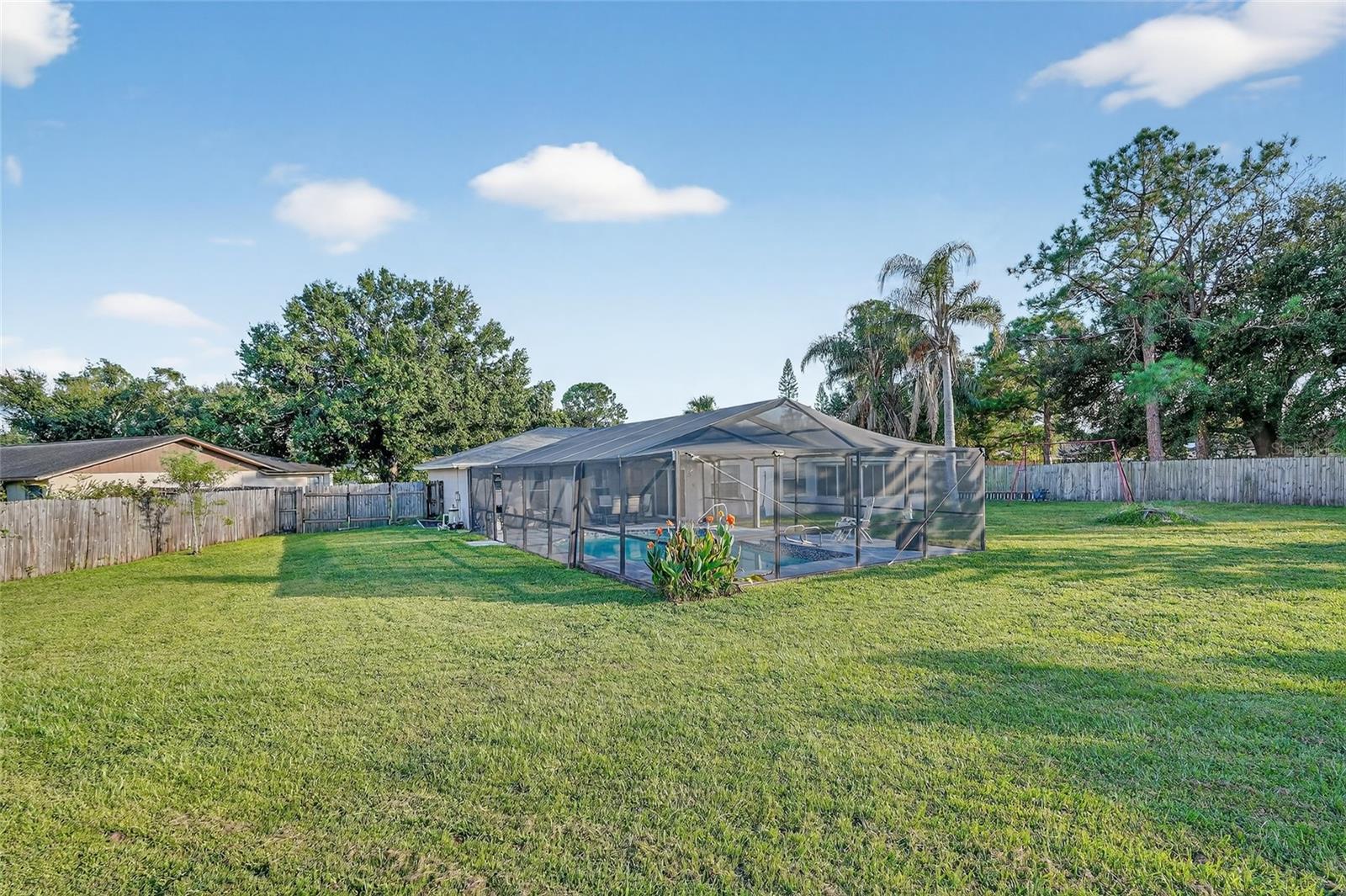 Image 32 of 37 For 14112 Eastland Lane