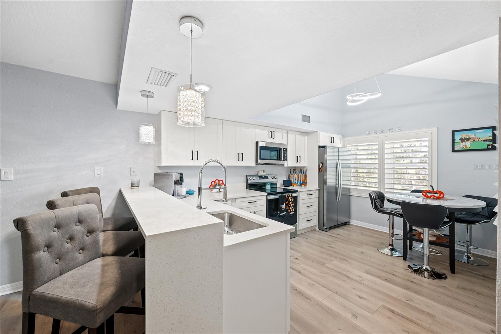 Image 13 of 47 For 2511 Dolly Bay Drive 206
