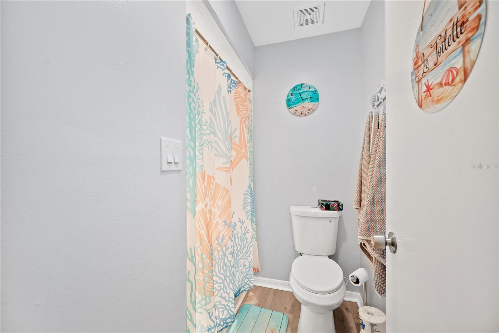 Image 29 of 47 For 2511 Dolly Bay Drive 206