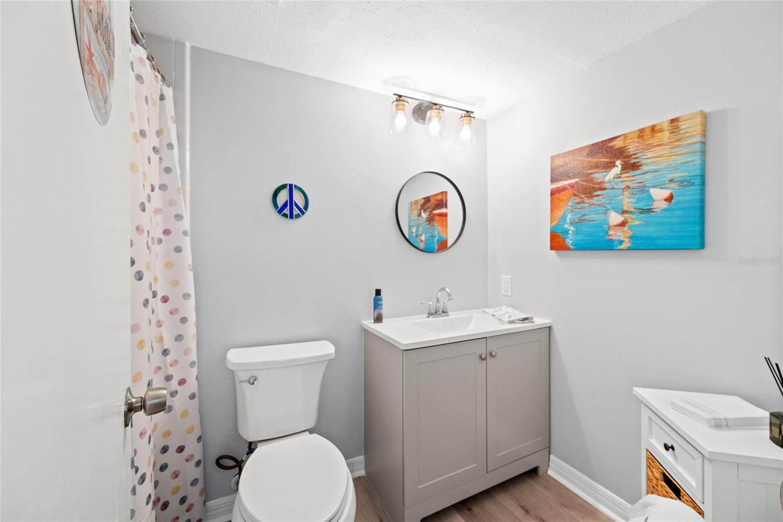 Image 32 of 47 For 2511 Dolly Bay Drive 206