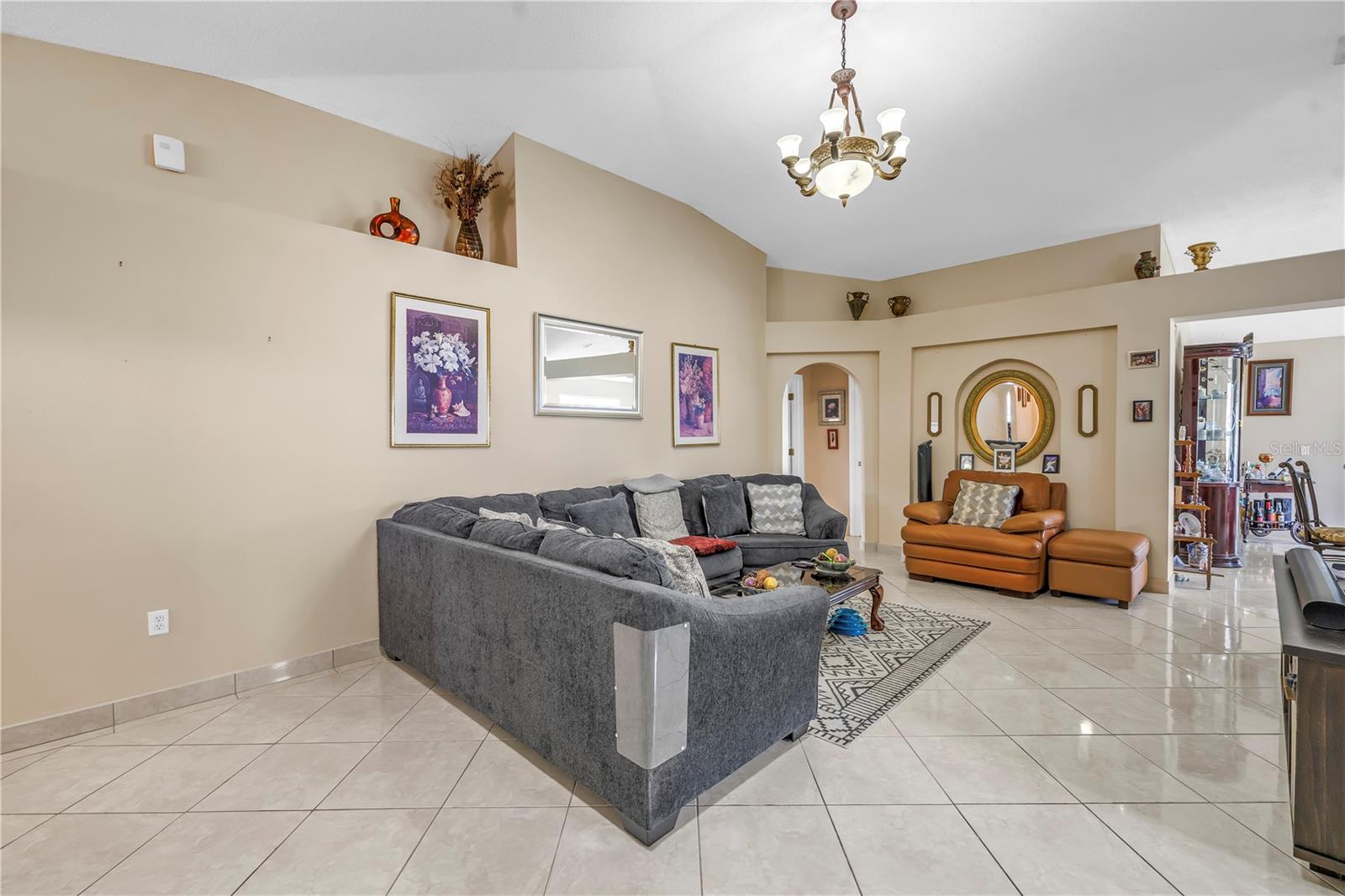 Image 5 of 35 For 31704 Loch Aline Drive