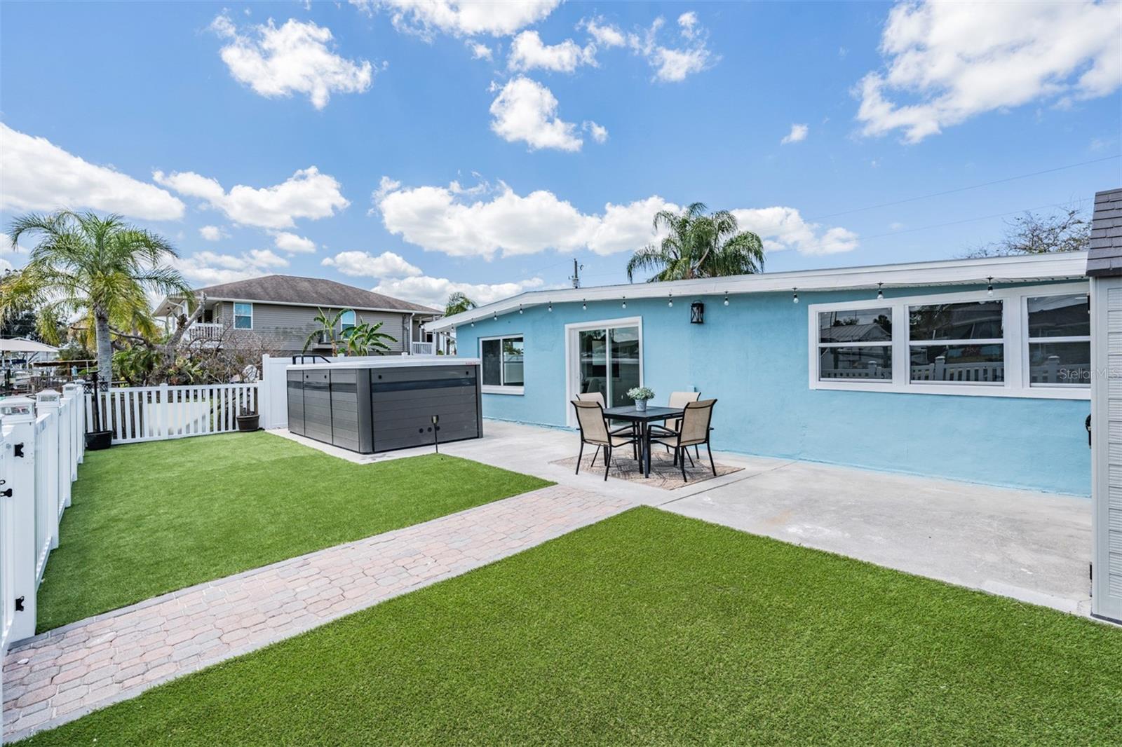 Image 33 of 38 For 13806 San Juan Avenue
