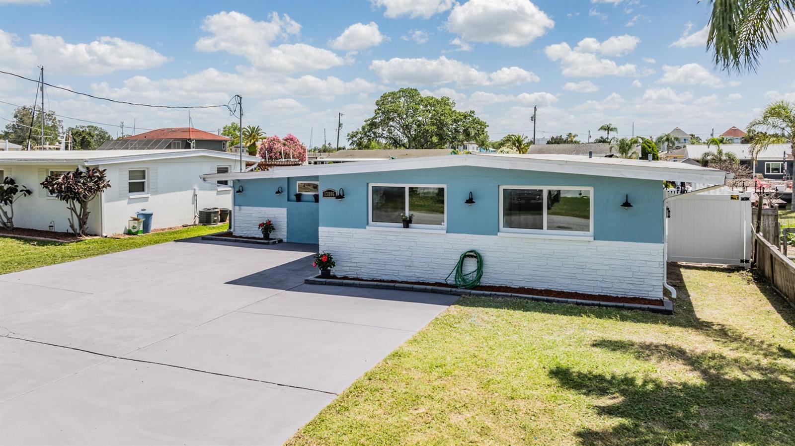 Image 36 of 38 For 13806 San Juan Avenue