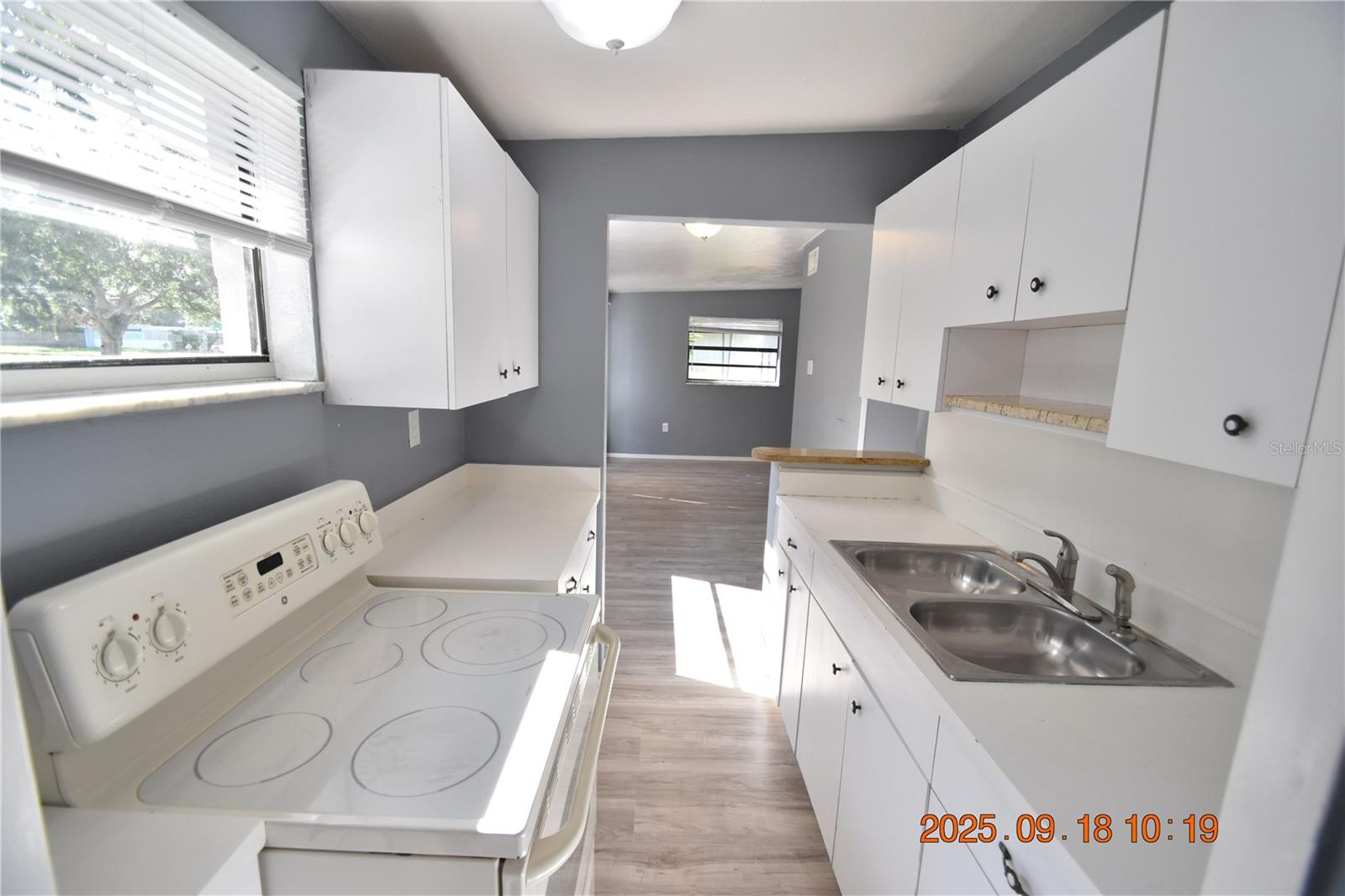 Image 14 of 30 For 9432 84th Street