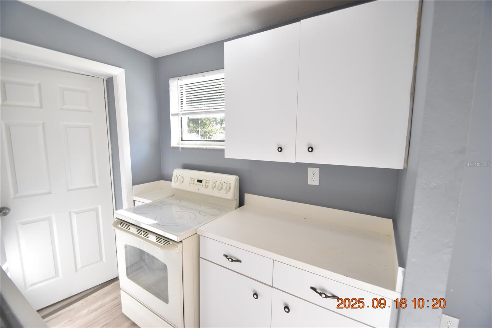 Image 16 of 30 For 9432 84th Street