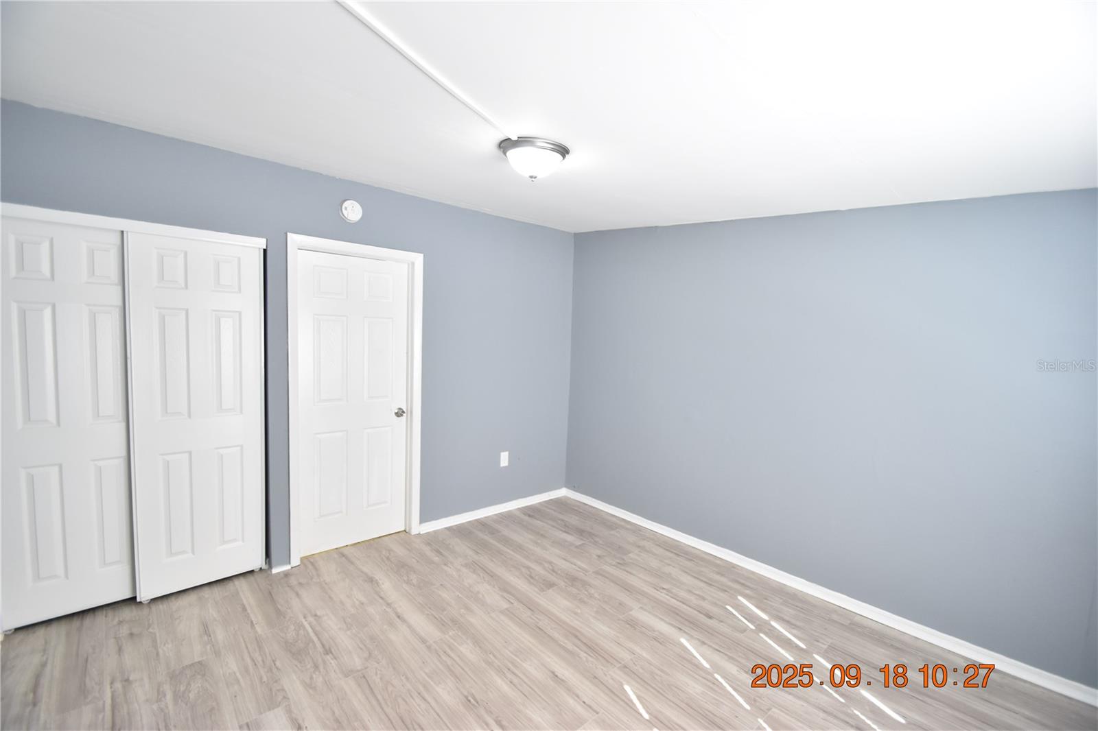 Image 26 of 30 For 9432 84th Street