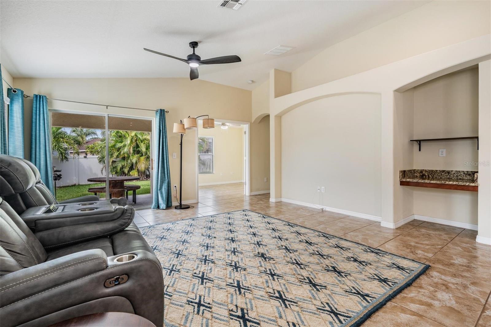 Image 14 of 36 For 2406 Nighthawk Landing Court