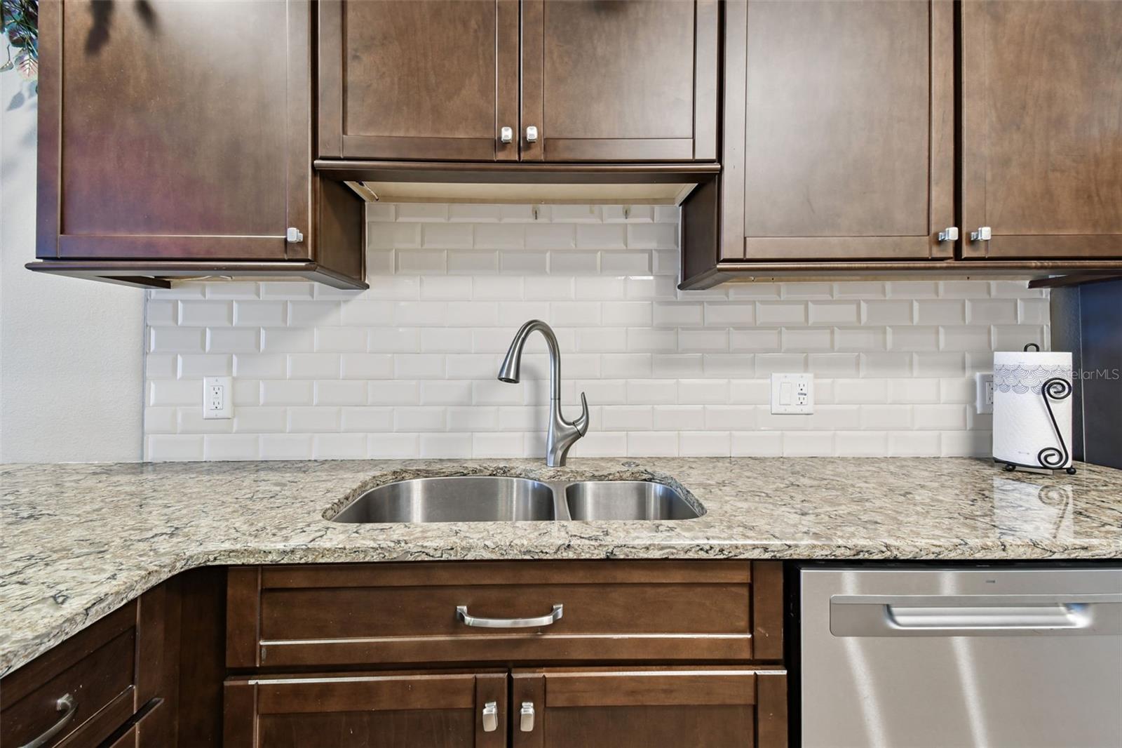 Image 8 of 58 For 2292 Costa Rican Drive 30