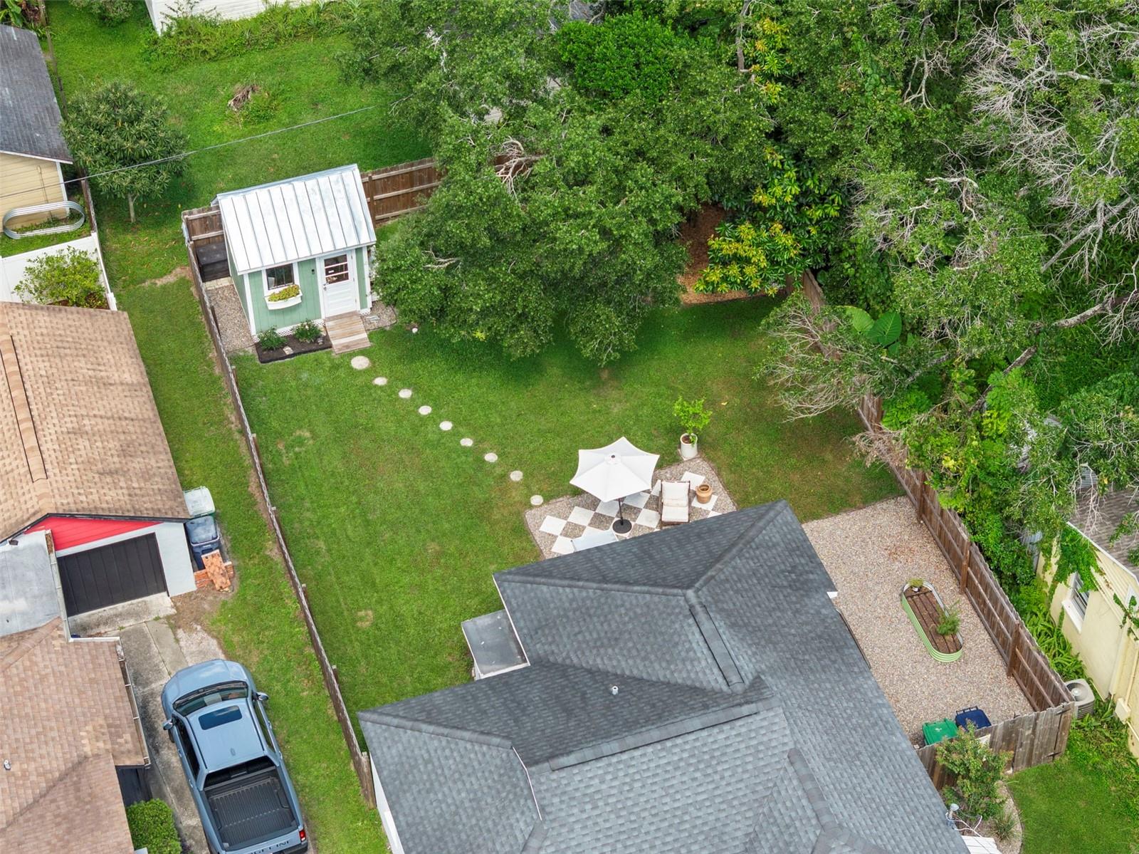 Listing photo id 27 for 205 Alva Street