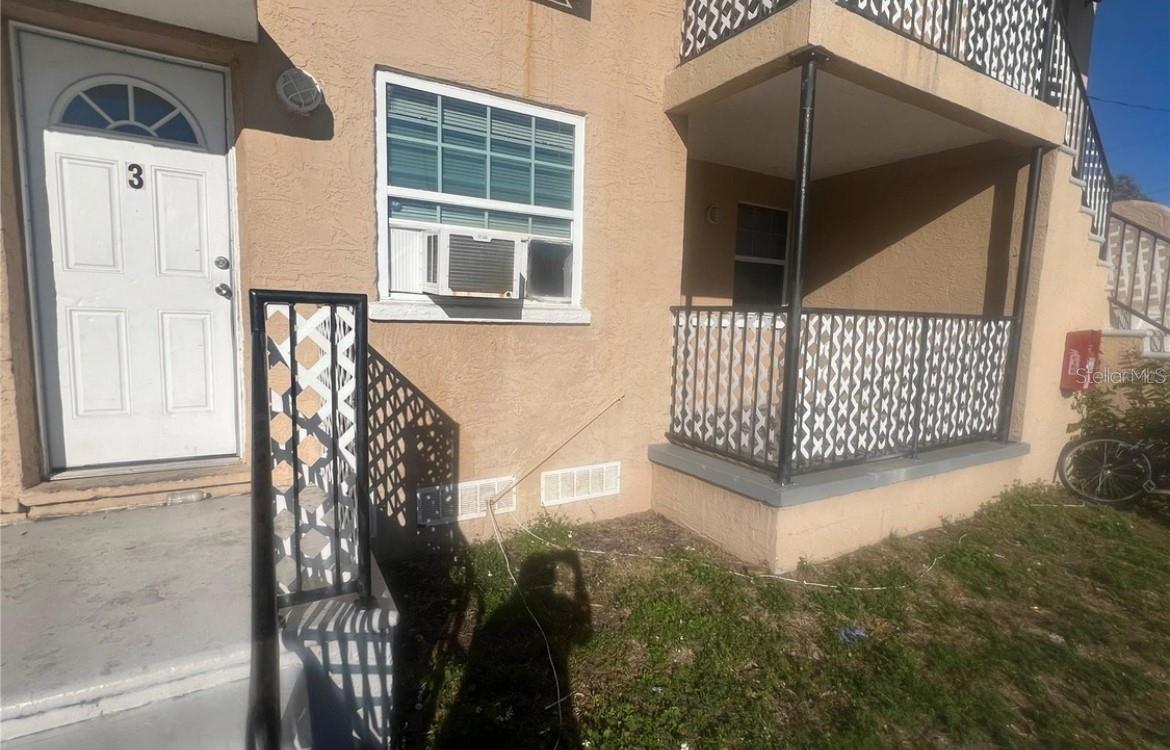 Image 2 of 7 For 2025 7th Street S 3b