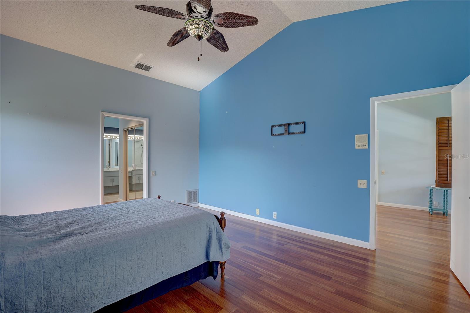 Image 24 of 53 For 8521 Caitlin Court