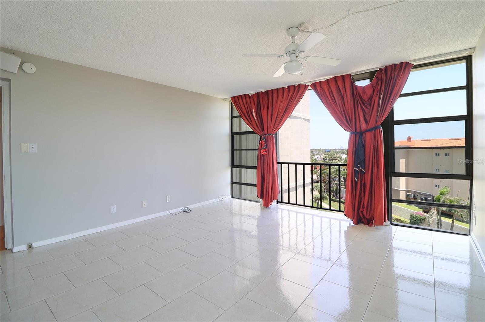 Image 20 of 28 For 7400 Sun Island Drive S 501