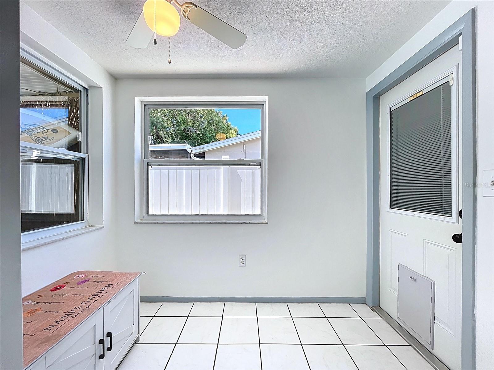 Image 30 of 70 For 7114 Mayfield Drive