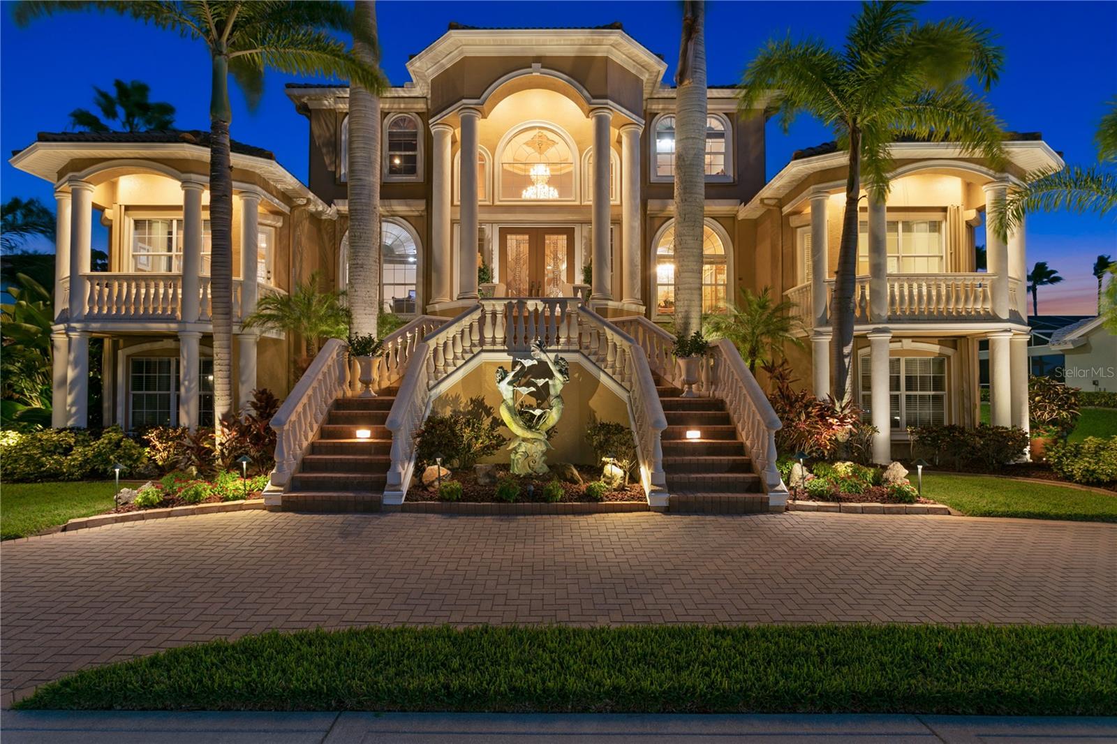 Listing photo id 48 for 6429 Rubia Circle