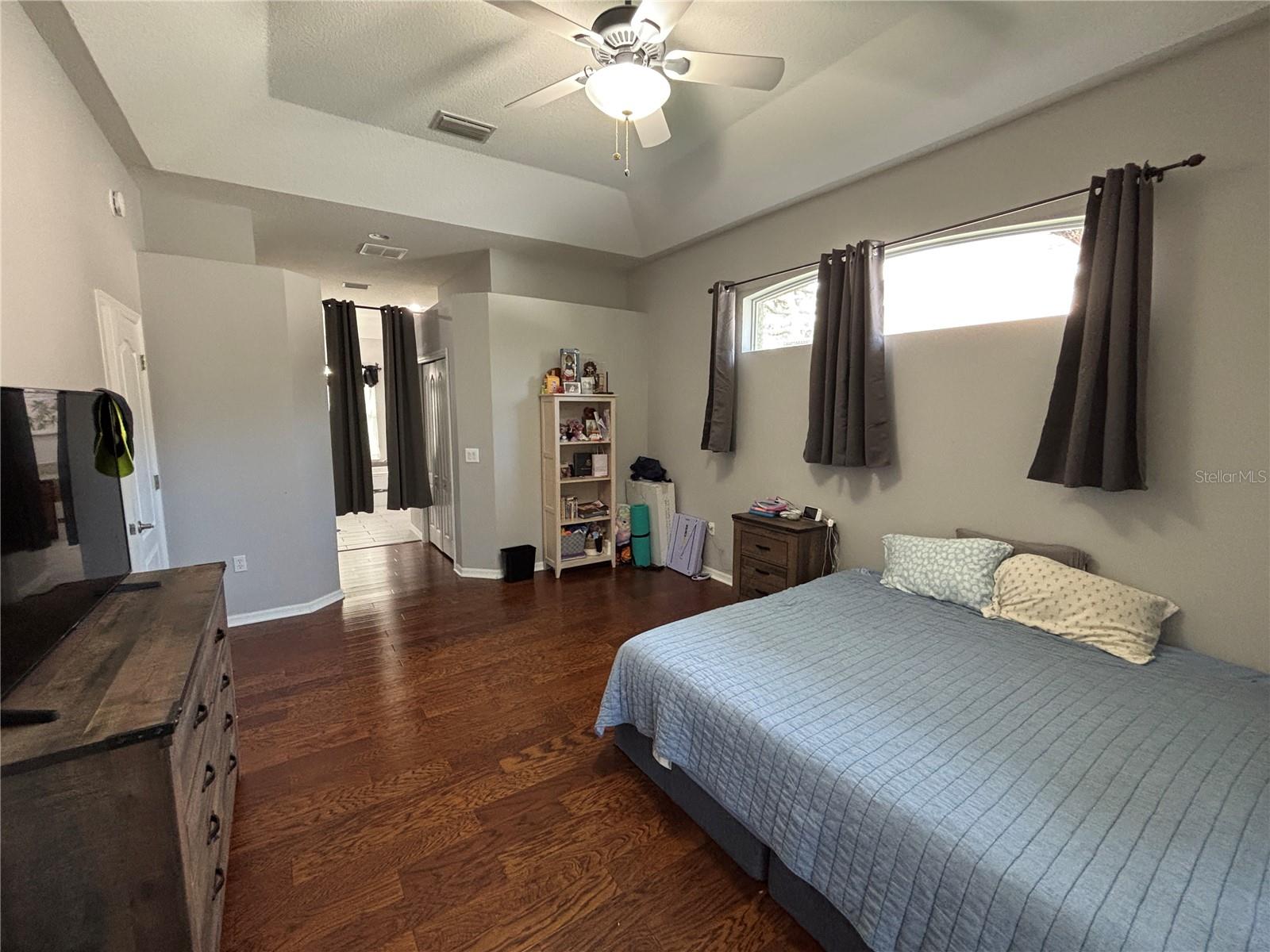 Image 30 of 49 For 4906 Sylvan Oaks Drive