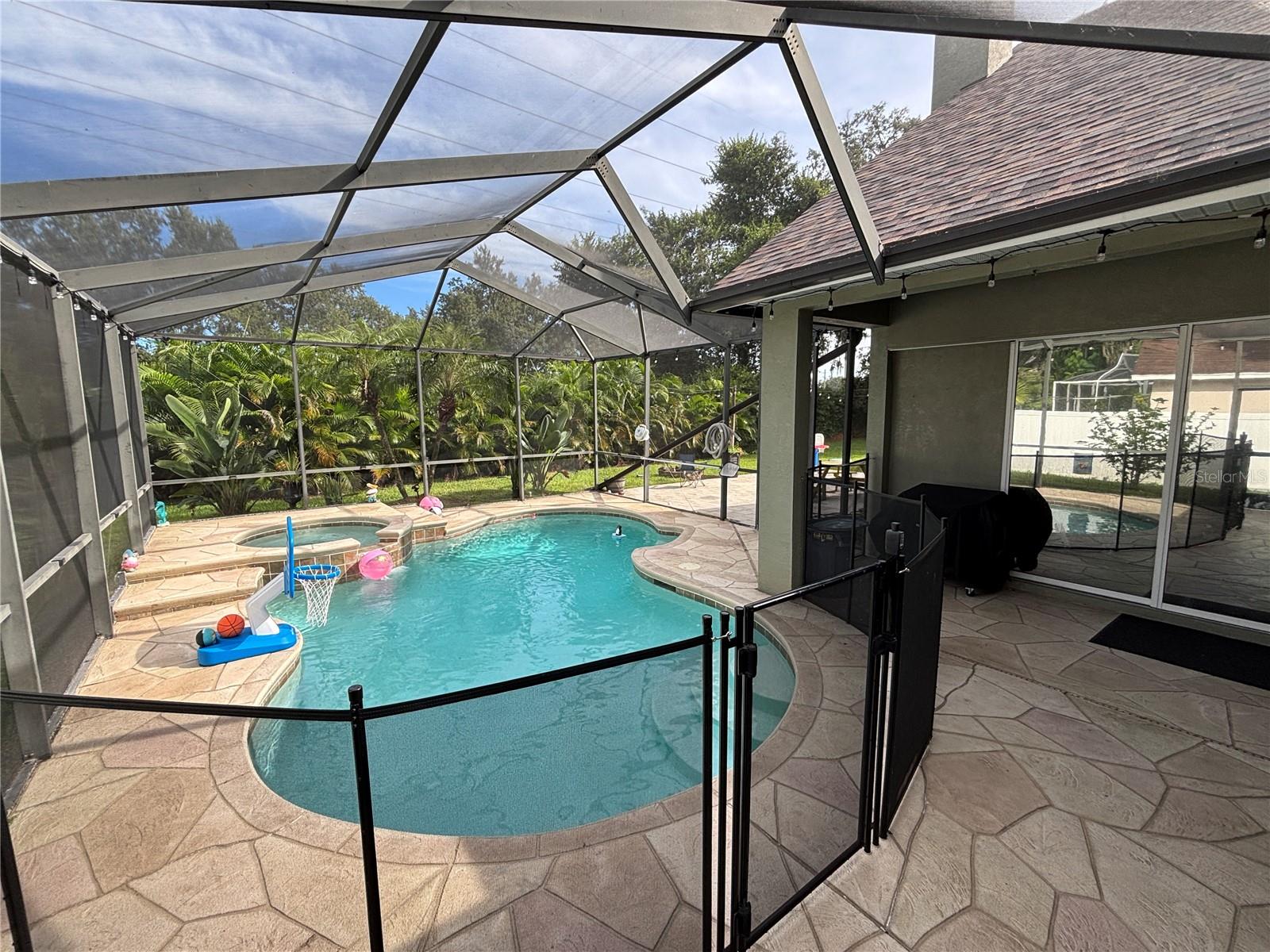 Image 37 of 49 For 4906 Sylvan Oaks Drive