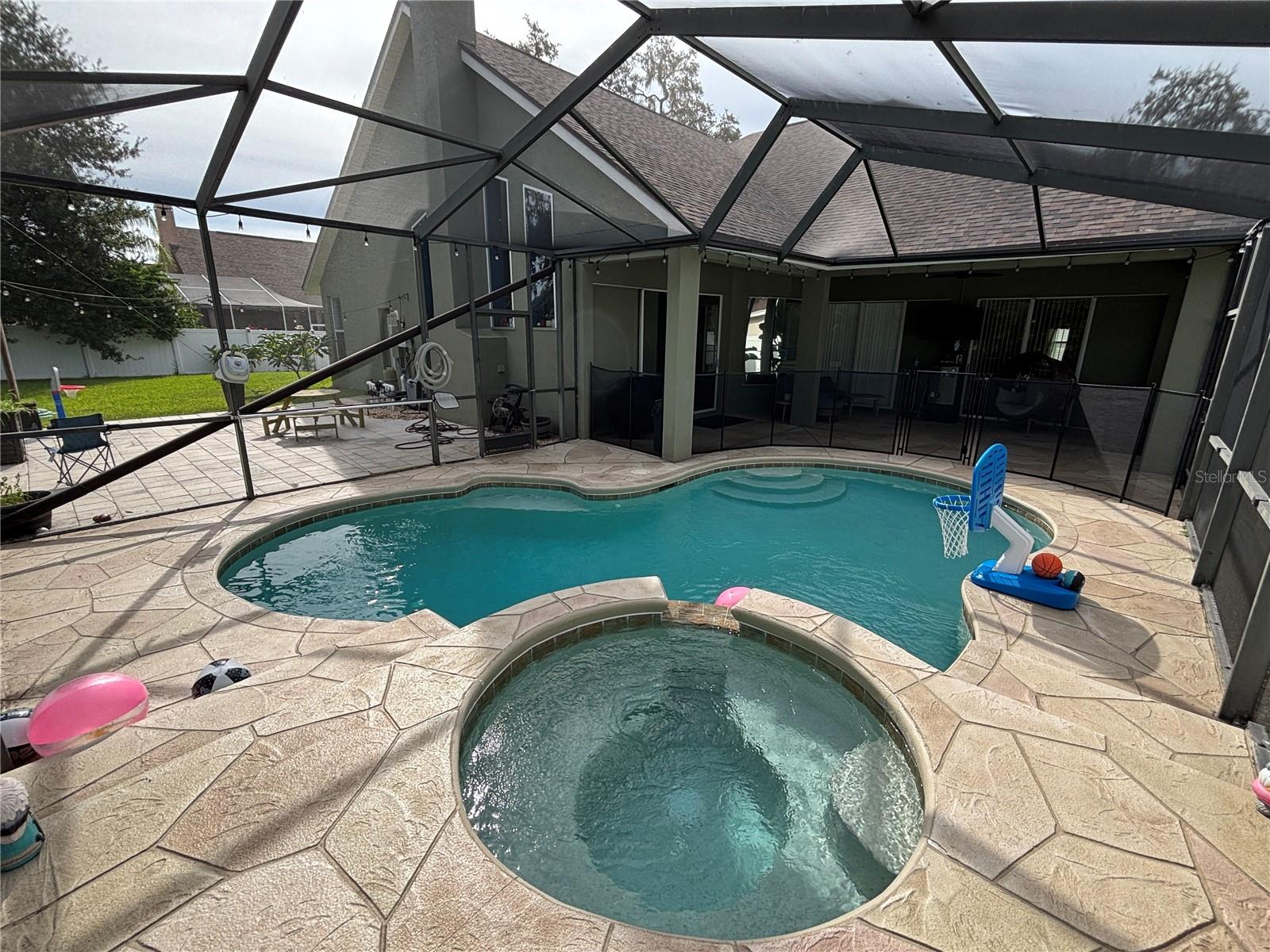Image 39 of 49 For 4906 Sylvan Oaks Drive