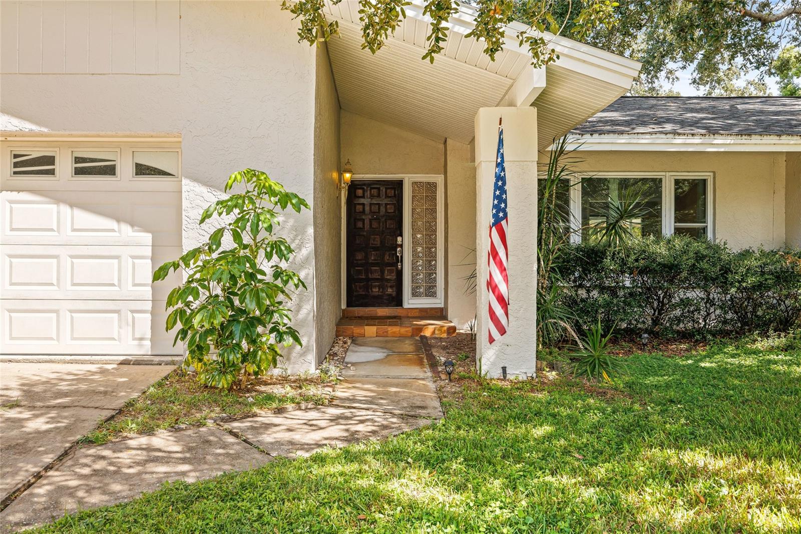 Image 9 of 52 For 1624 Pine Place