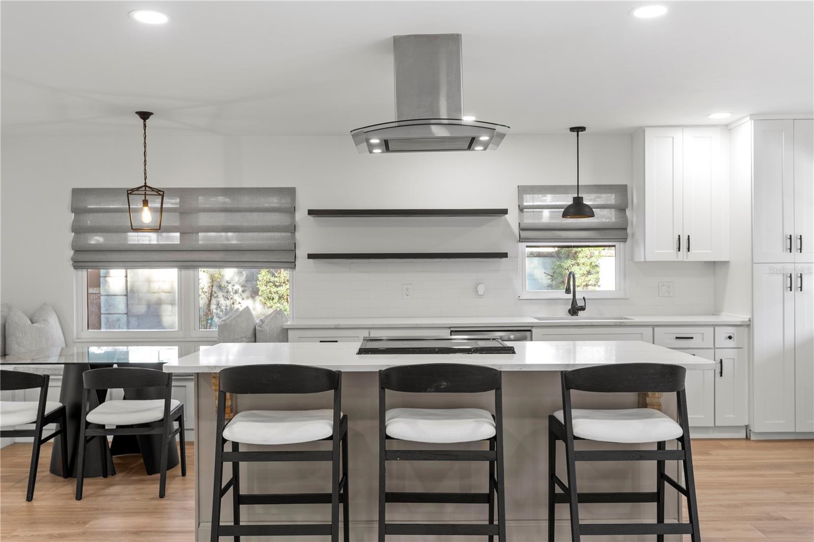 Image 11 of 43 For 4708 Neptune Street