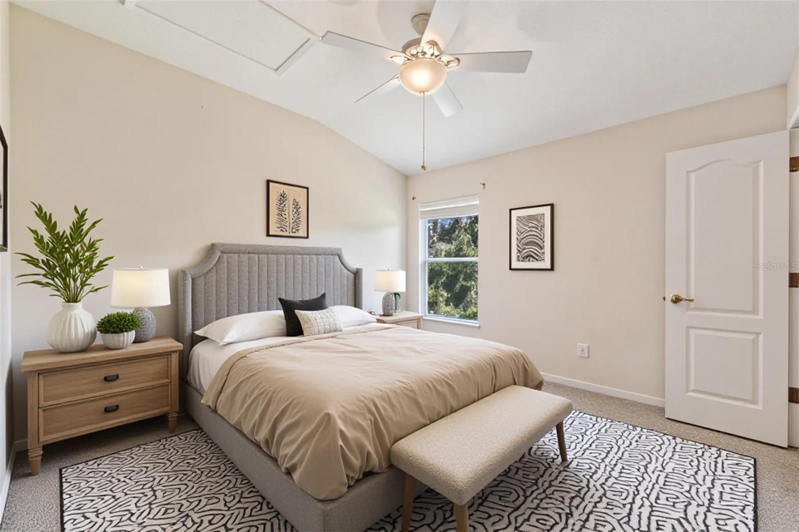 Image 12 of 22 For 15848 Fishhawk Falls Drive