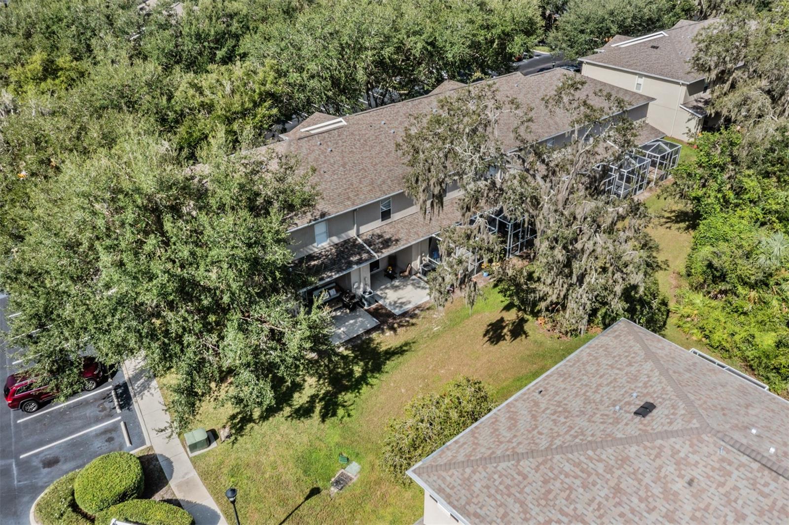 Image 20 of 22 For 15848 Fishhawk Falls Drive