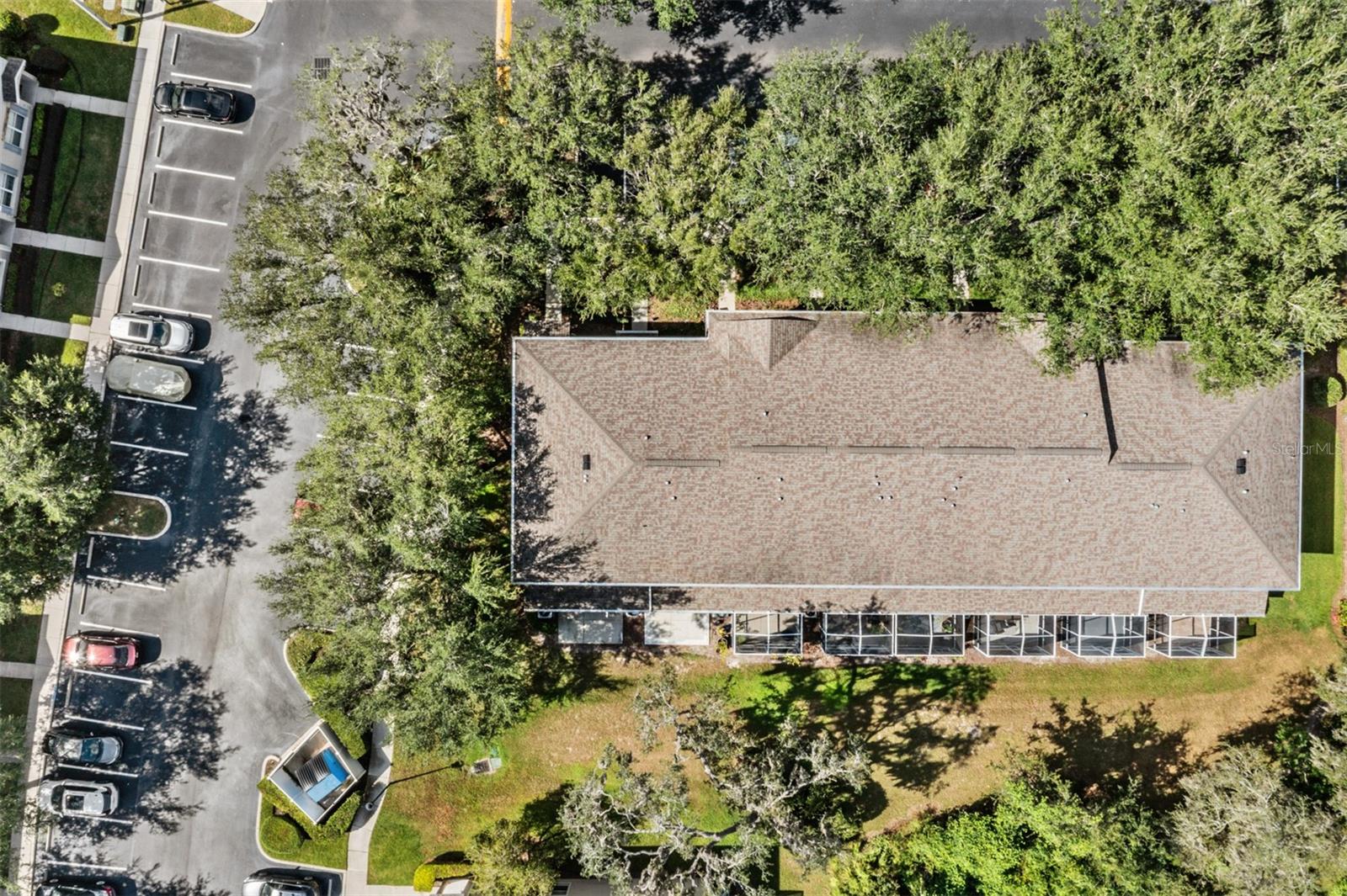 Image 21 of 22 For 15848 Fishhawk Falls Drive