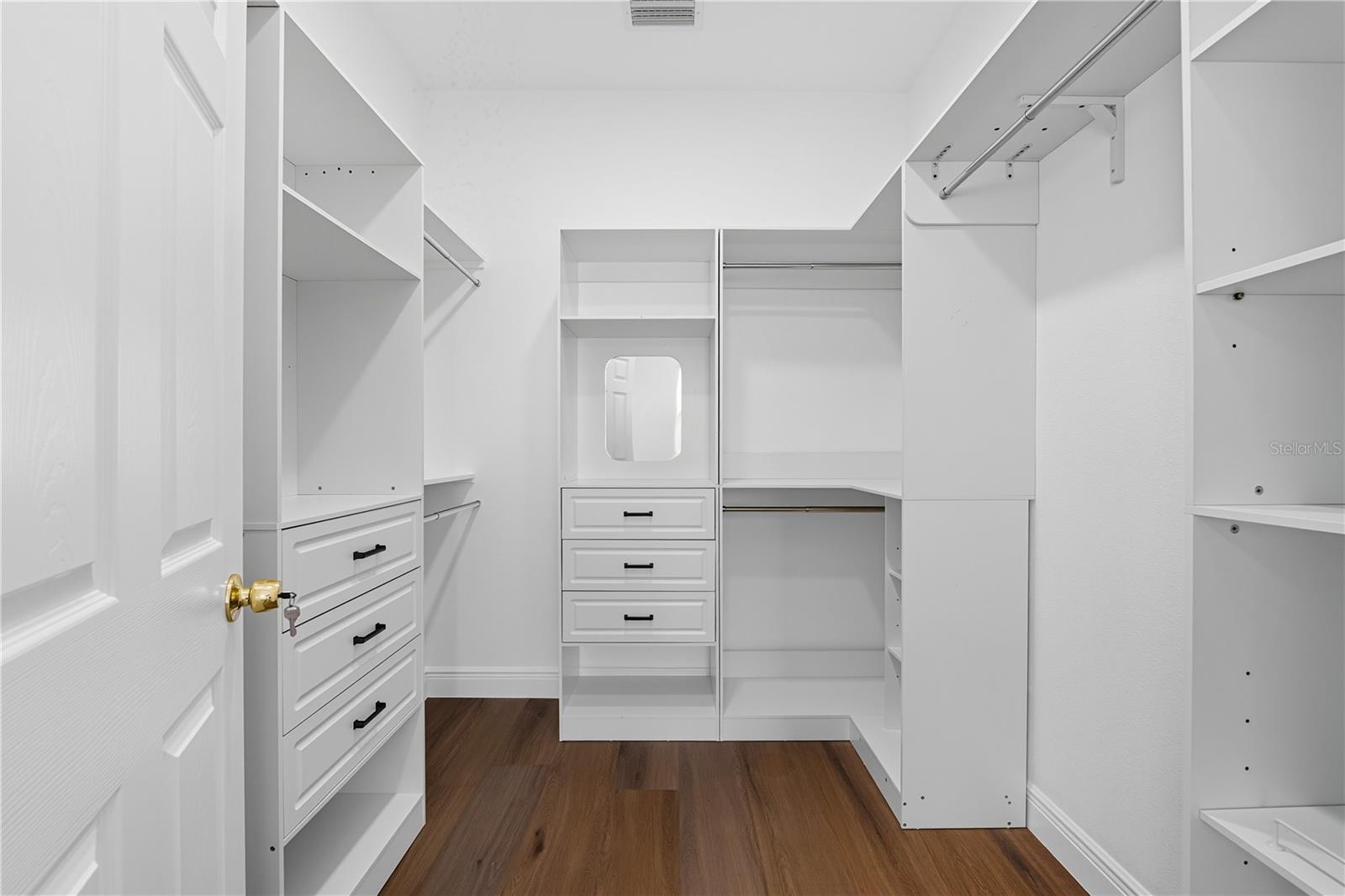 Image 15 of 70 For 8424 16th Street