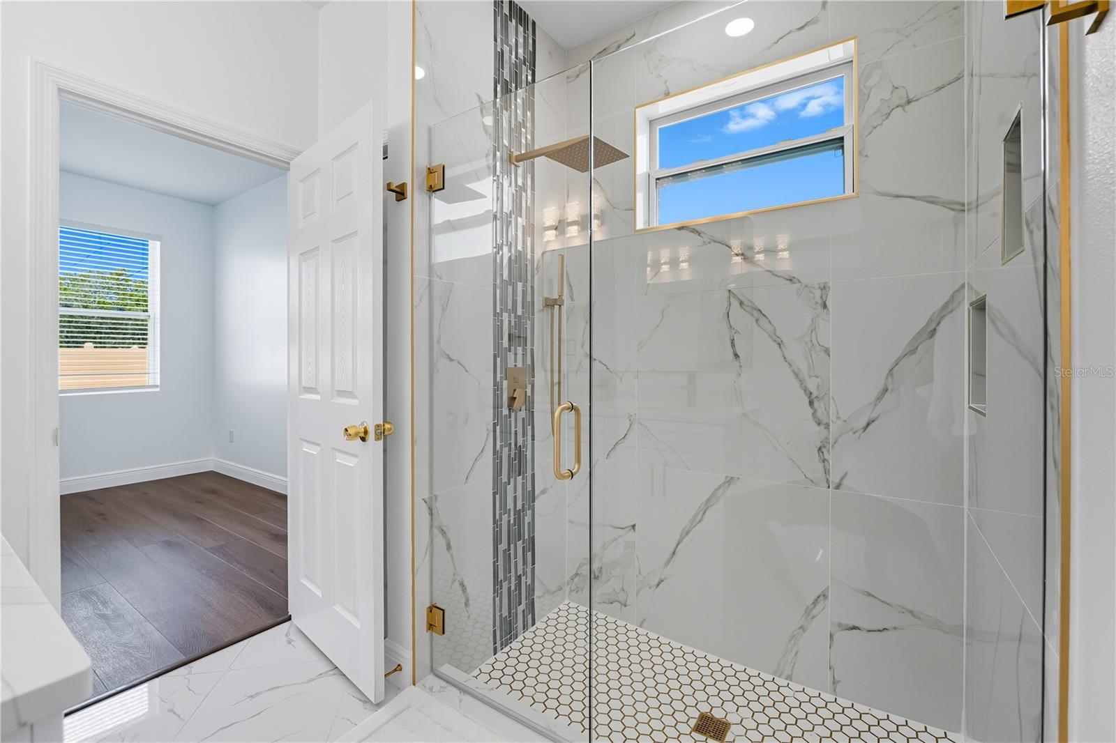 Image 36 of 70 For 8424 16th Street