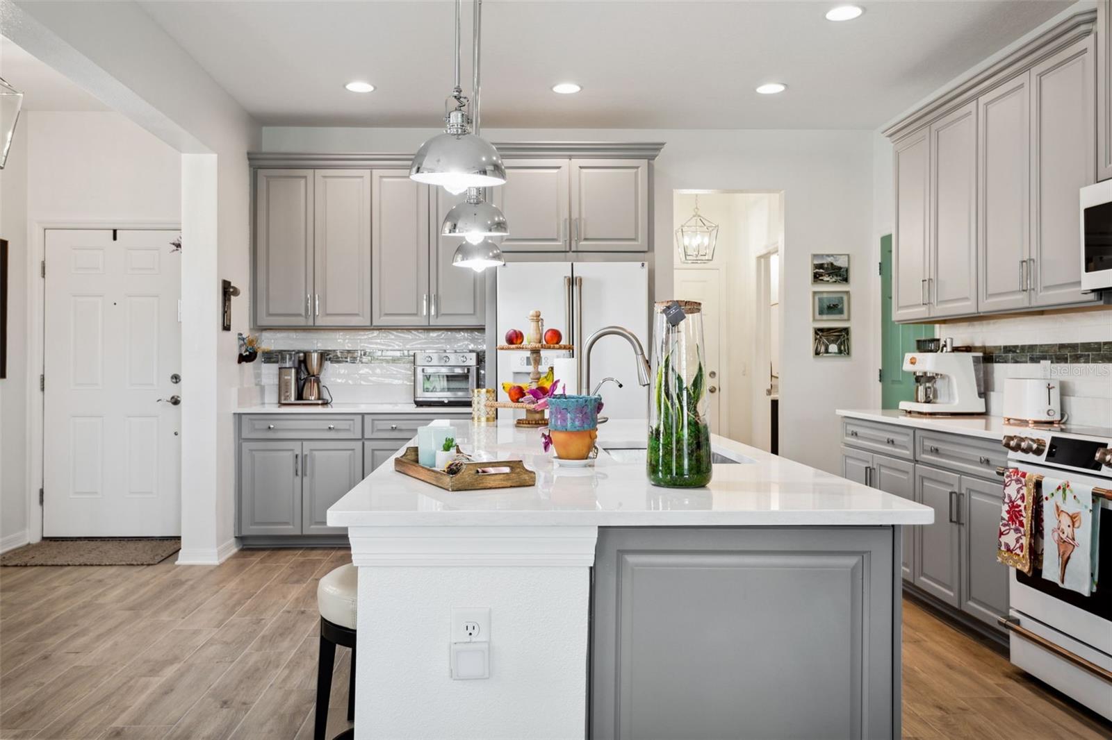 Image 12 of 43 For 29869 Southwell Lane