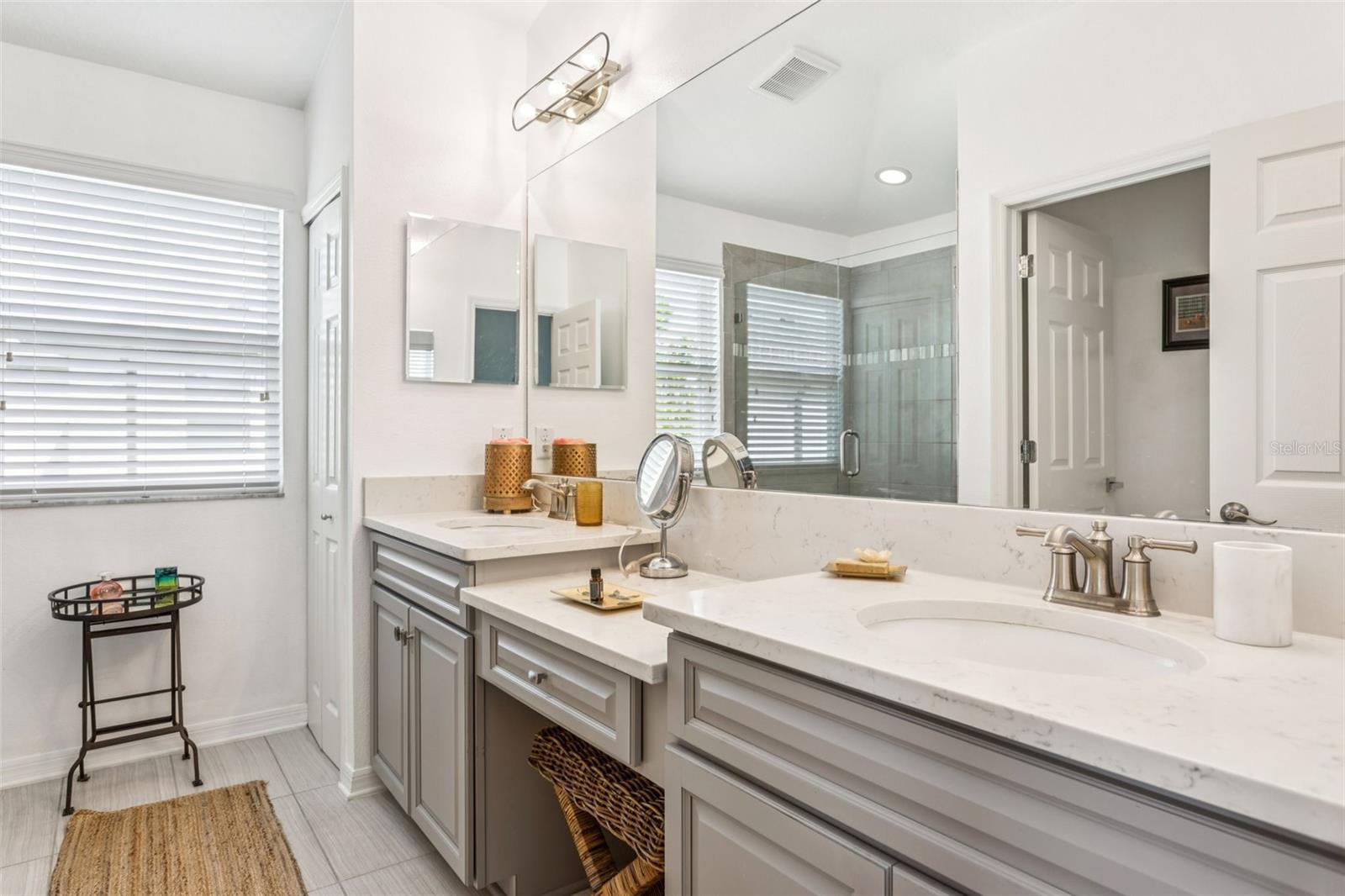 Image 27 of 43 For 29869 Southwell Lane