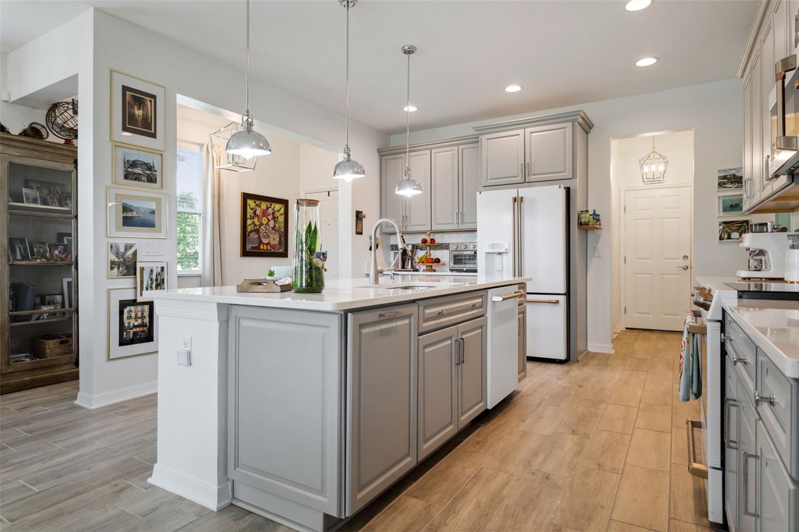 Image 7 of 43 For 29869 Southwell Lane