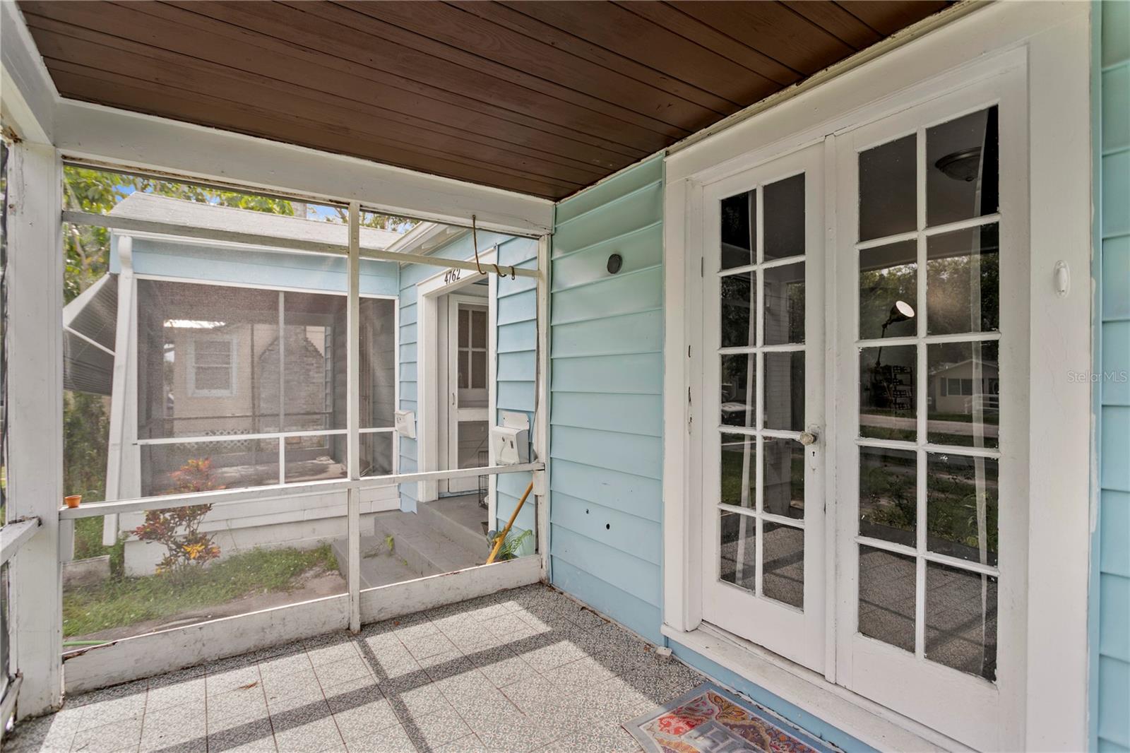 Image 14 of 29 For 4762 Haines Road N