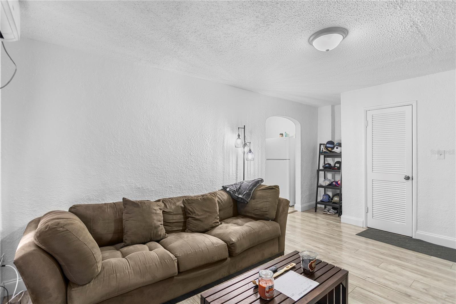 Image 17 of 29 For 4762 Haines Road N