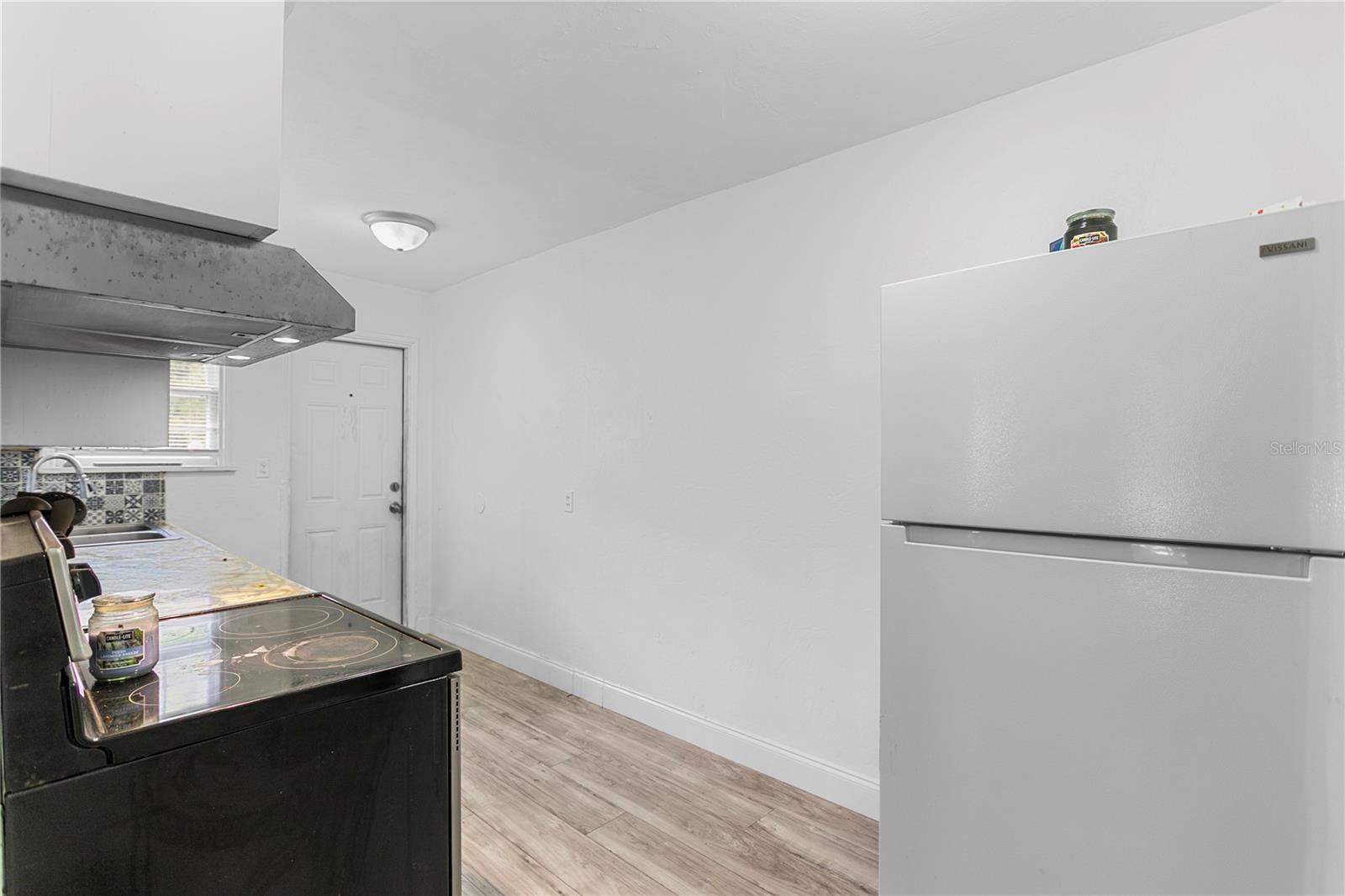 Image 18 of 29 For 4762 Haines Road N