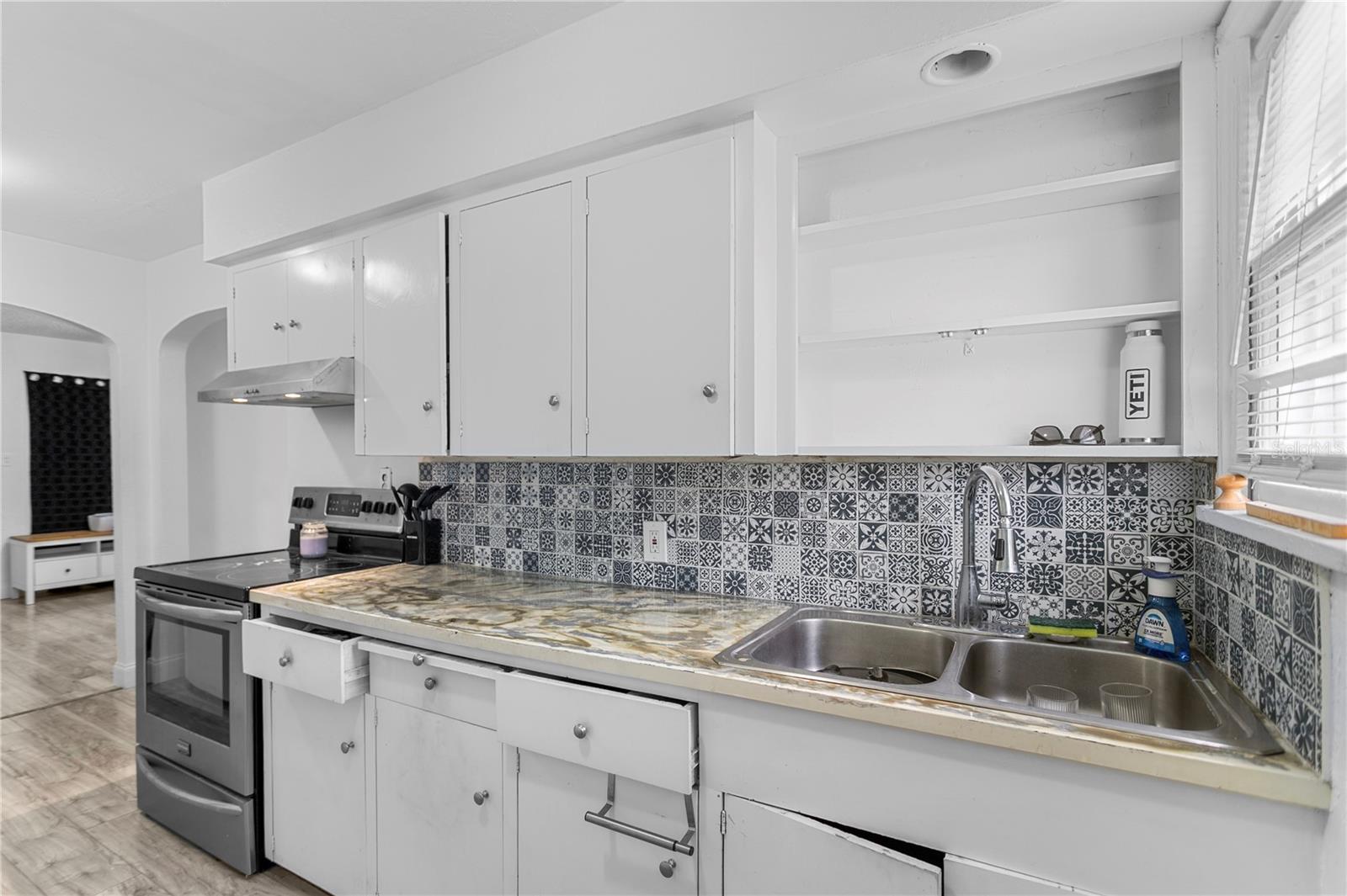 Image 19 of 29 For 4762 Haines Road N