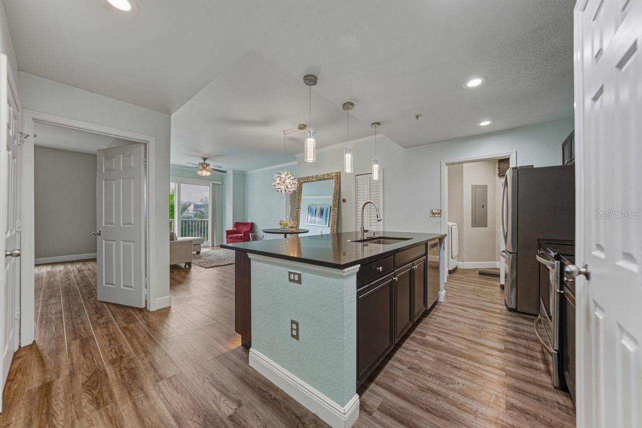 Image 10 of 79 For 700 Harbour Island Boulevard 403