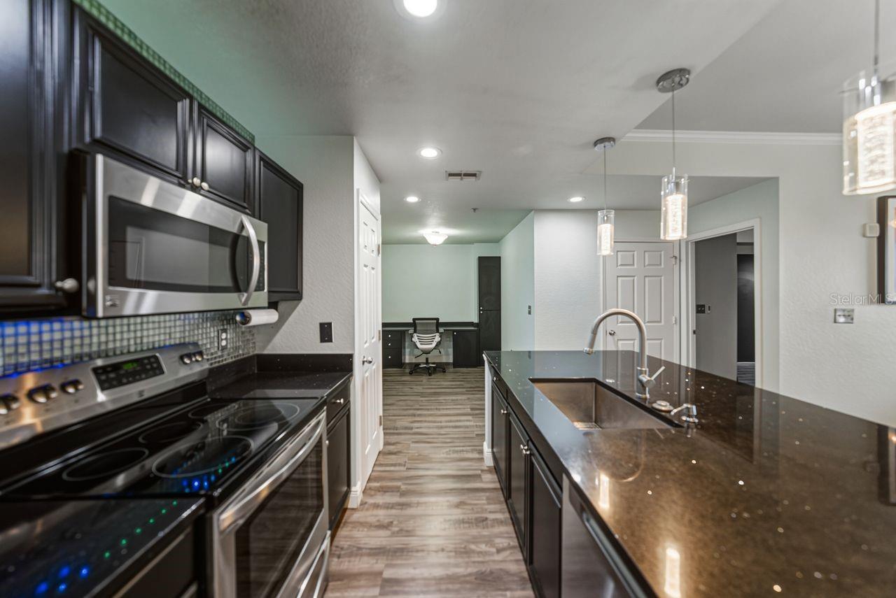 Image 14 of 79 For 700 Harbour Island Boulevard 403