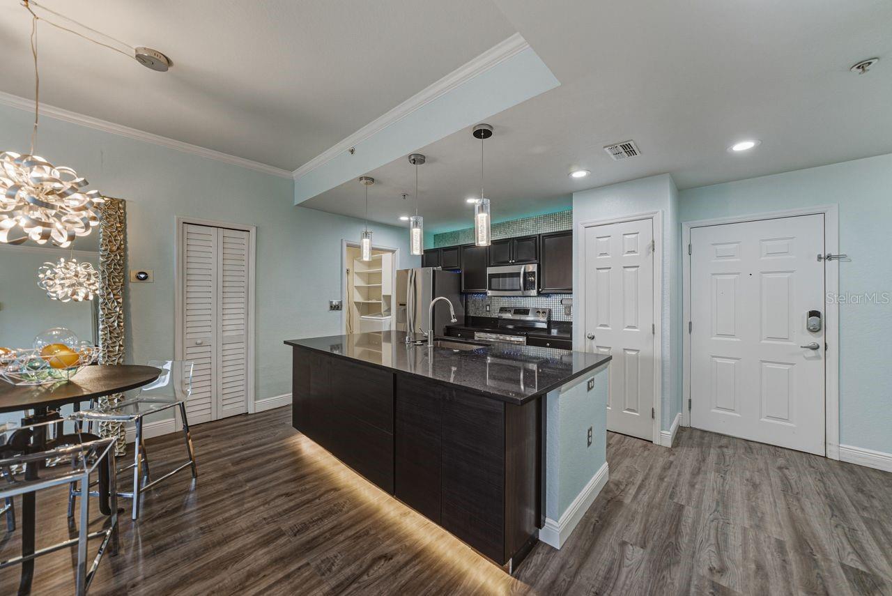 Image 6 of 79 For 700 Harbour Island Boulevard 403