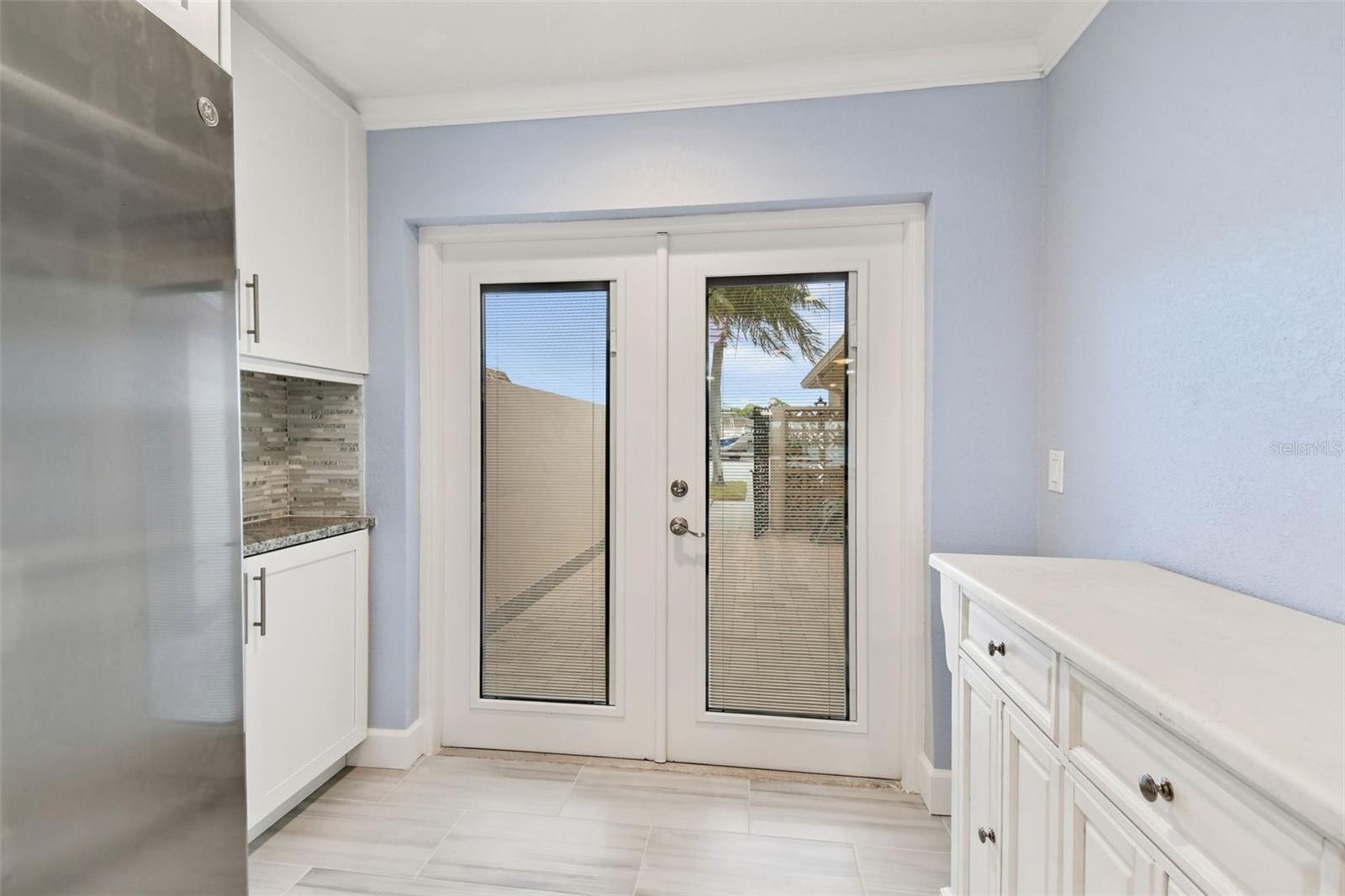 Image 11 of 53 For 334 Boca Ciega Point Boulevard 606